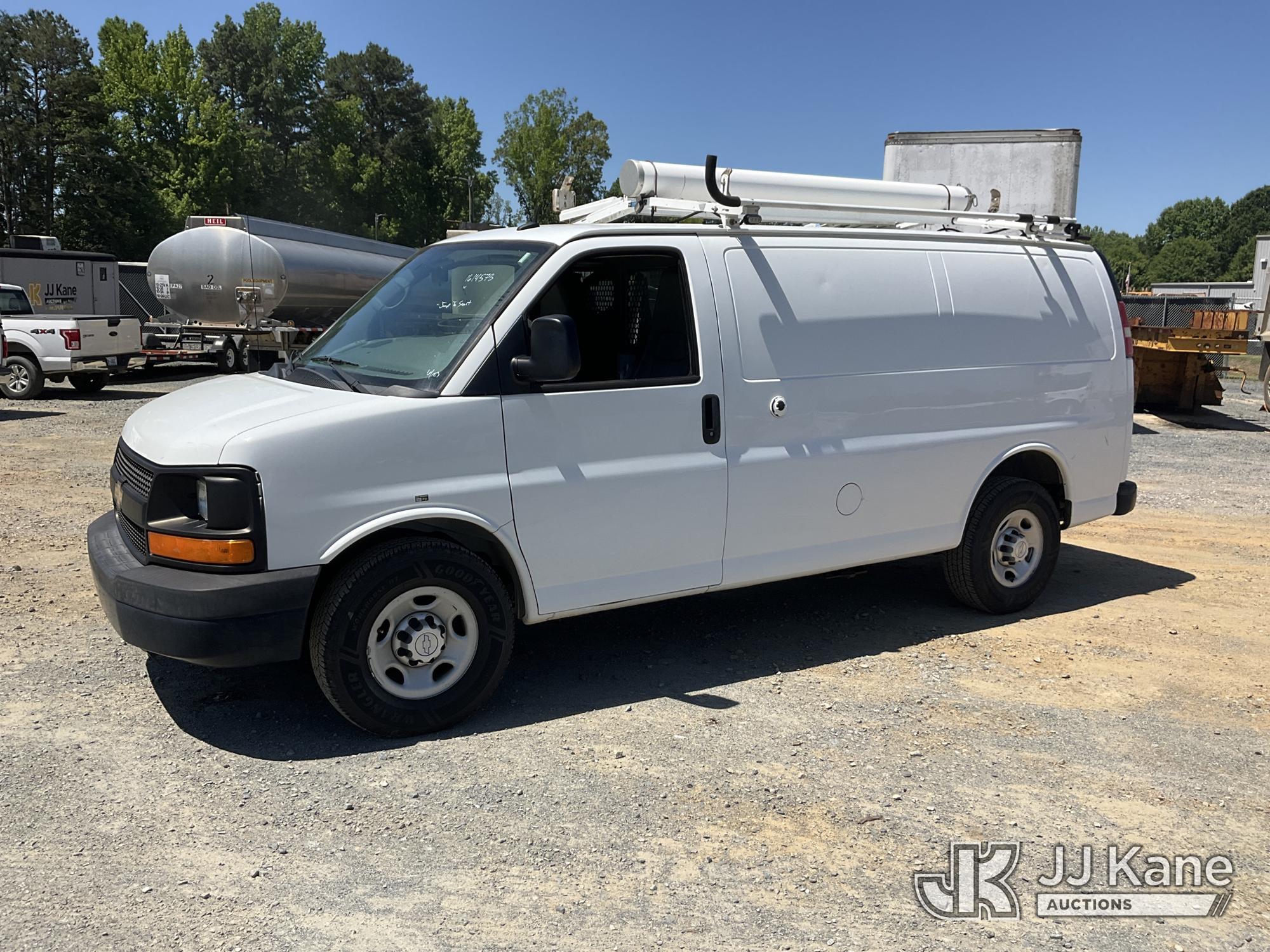 Photo of a 2015 Chevrolet Express G2500