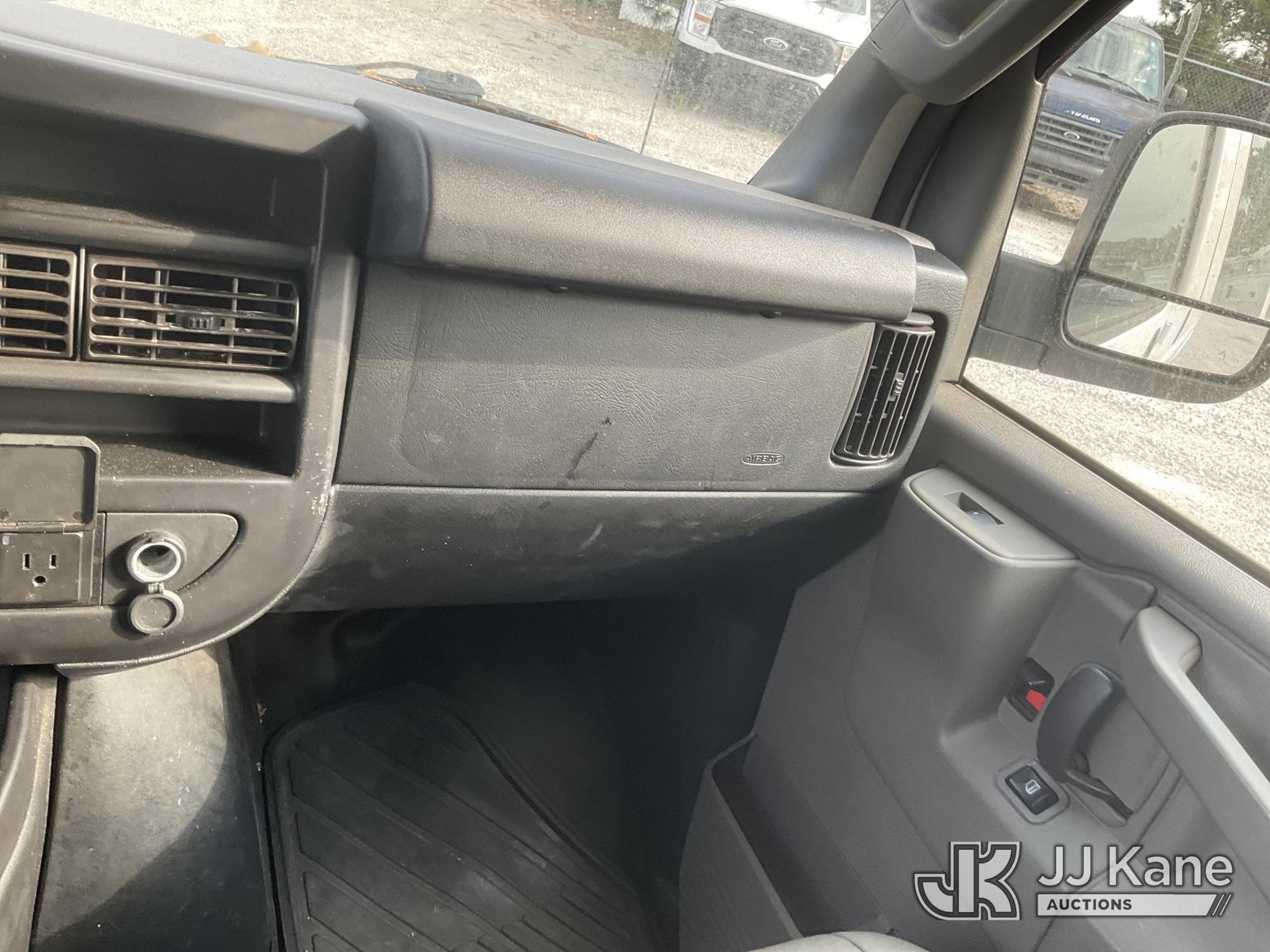 2017 Chevrolet EXPRESS 2500
