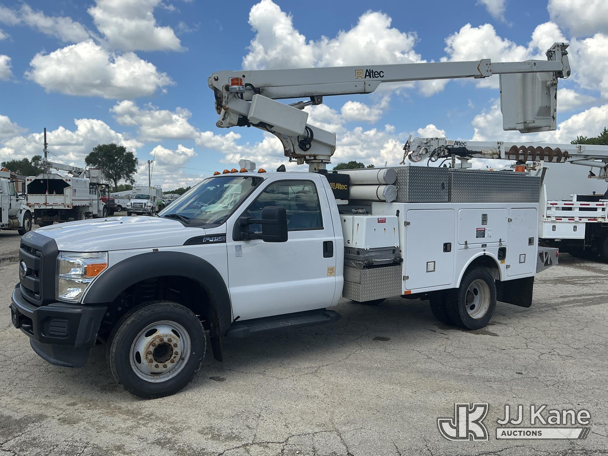 Photo of a 2013 Ford F-450 SD