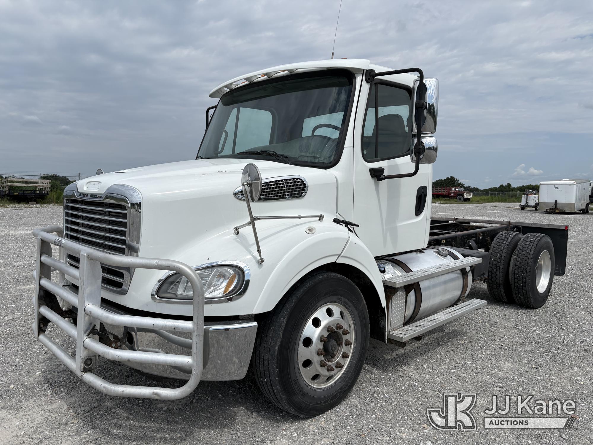 Photo of a 2013 Freightliner M2 112