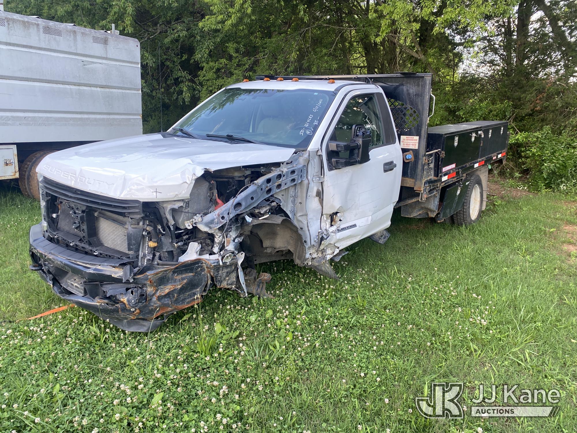 Photo of a 2019 Ford F-450 SD