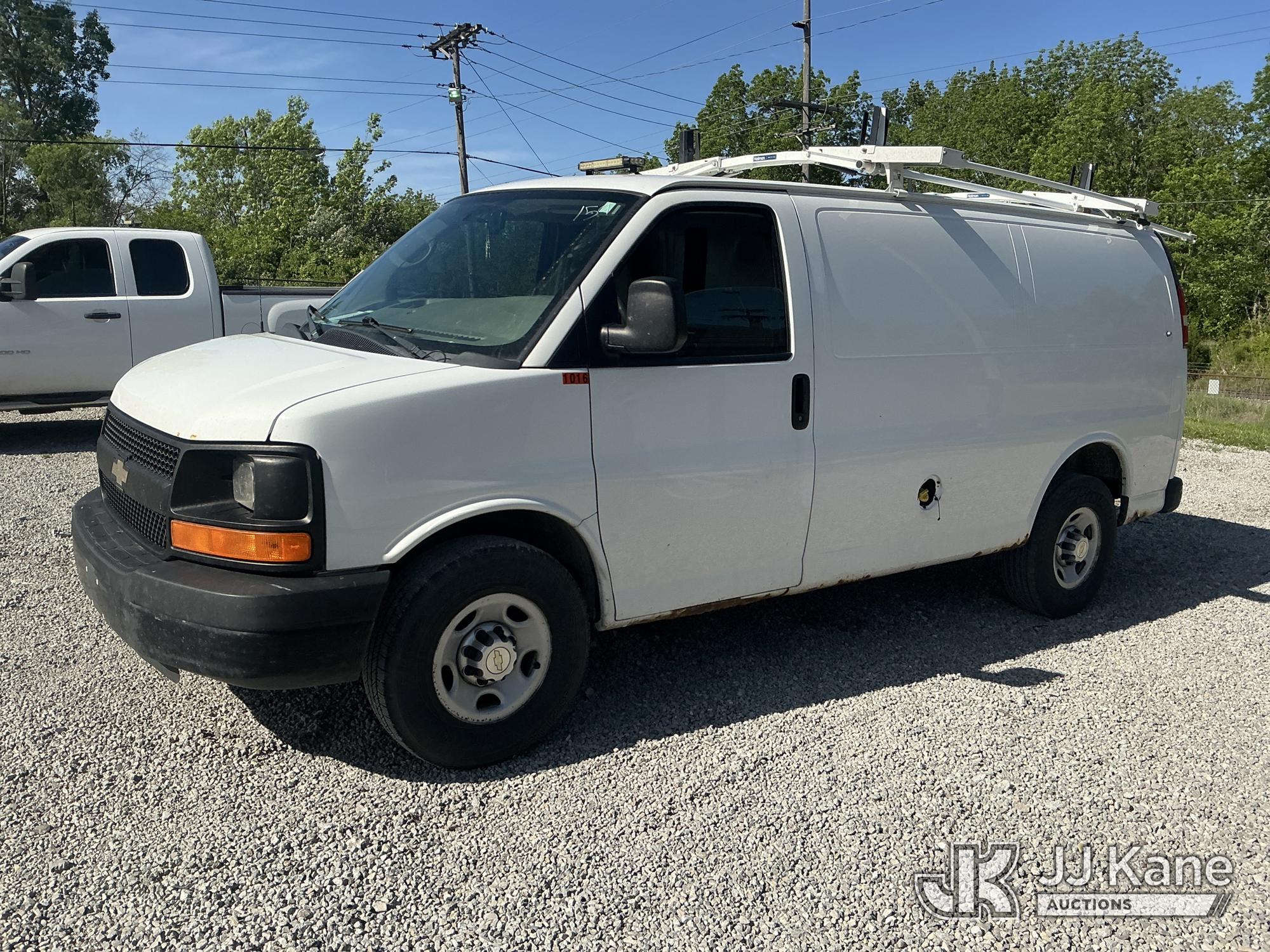 Photo of a 2013 Chevrolet Express G2500