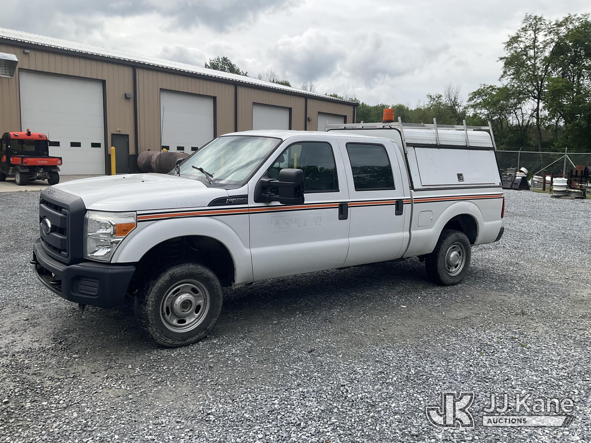 Photo of a 2013 Ford F-250 SD 4x4