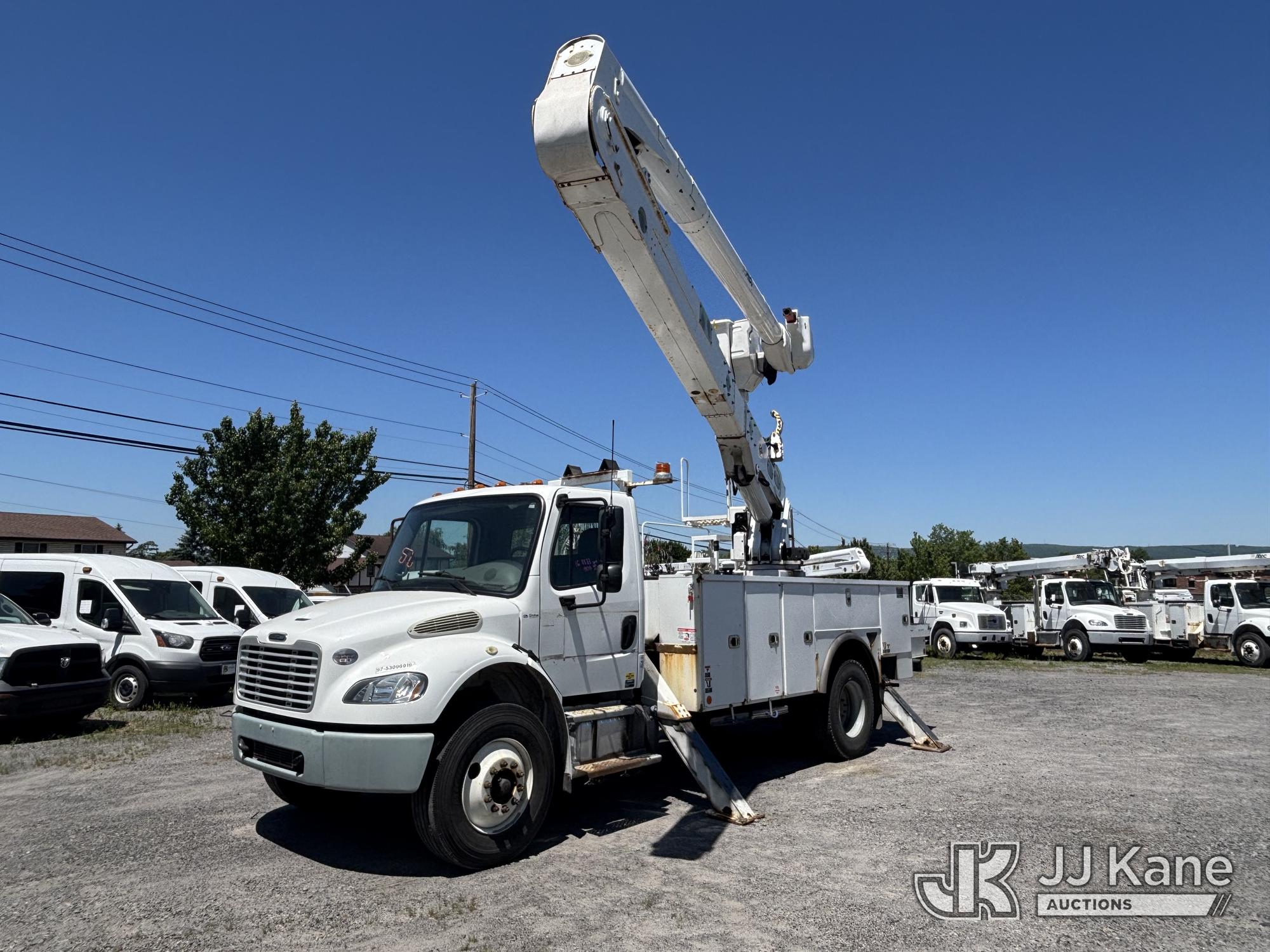 Altec AA55, Material Handling Bucket Truck rear mounted on 2019 M2-106 Freightliner Utility Truck