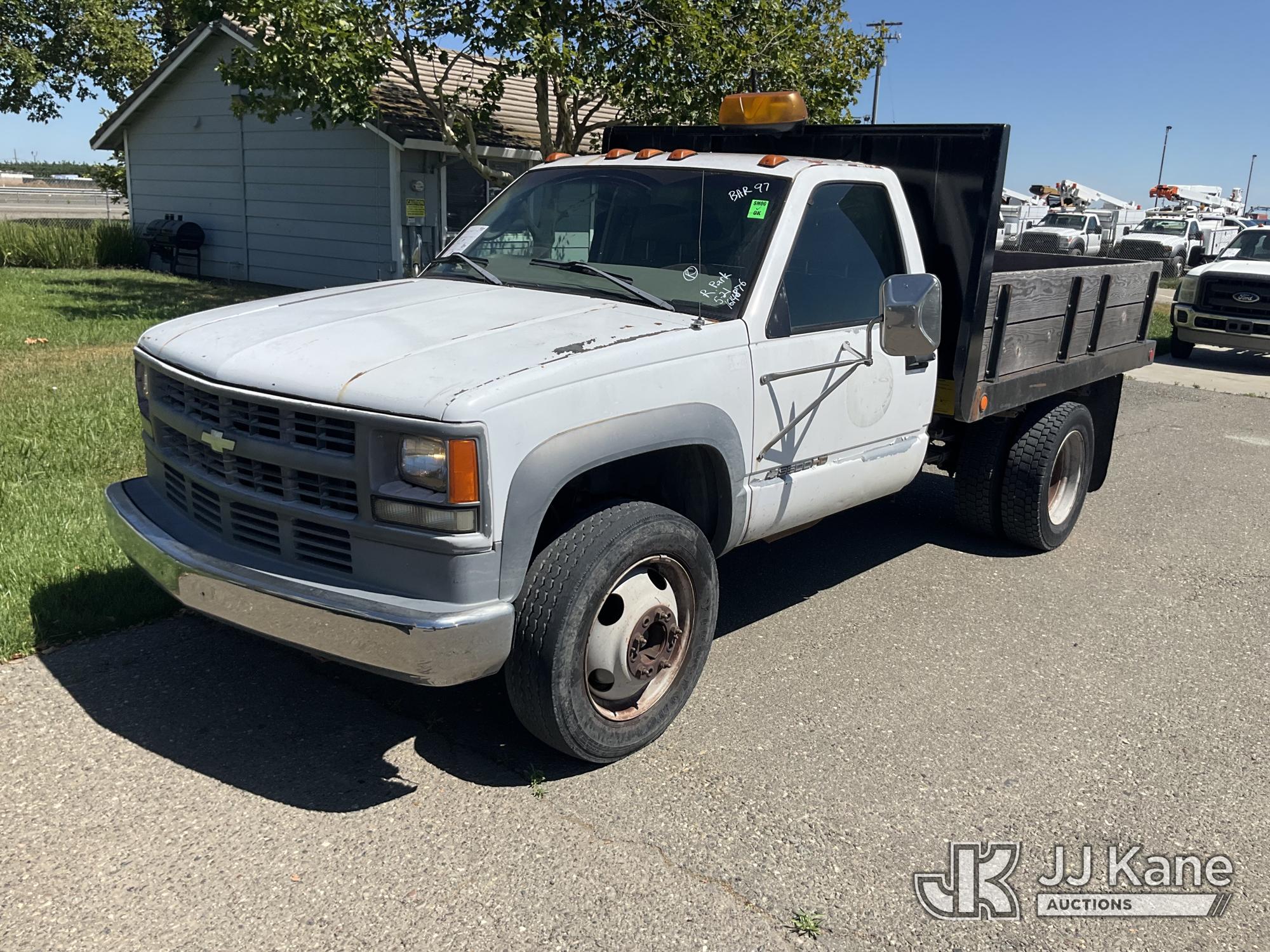 Photo of a 1998 Chevrolet C/K 3500