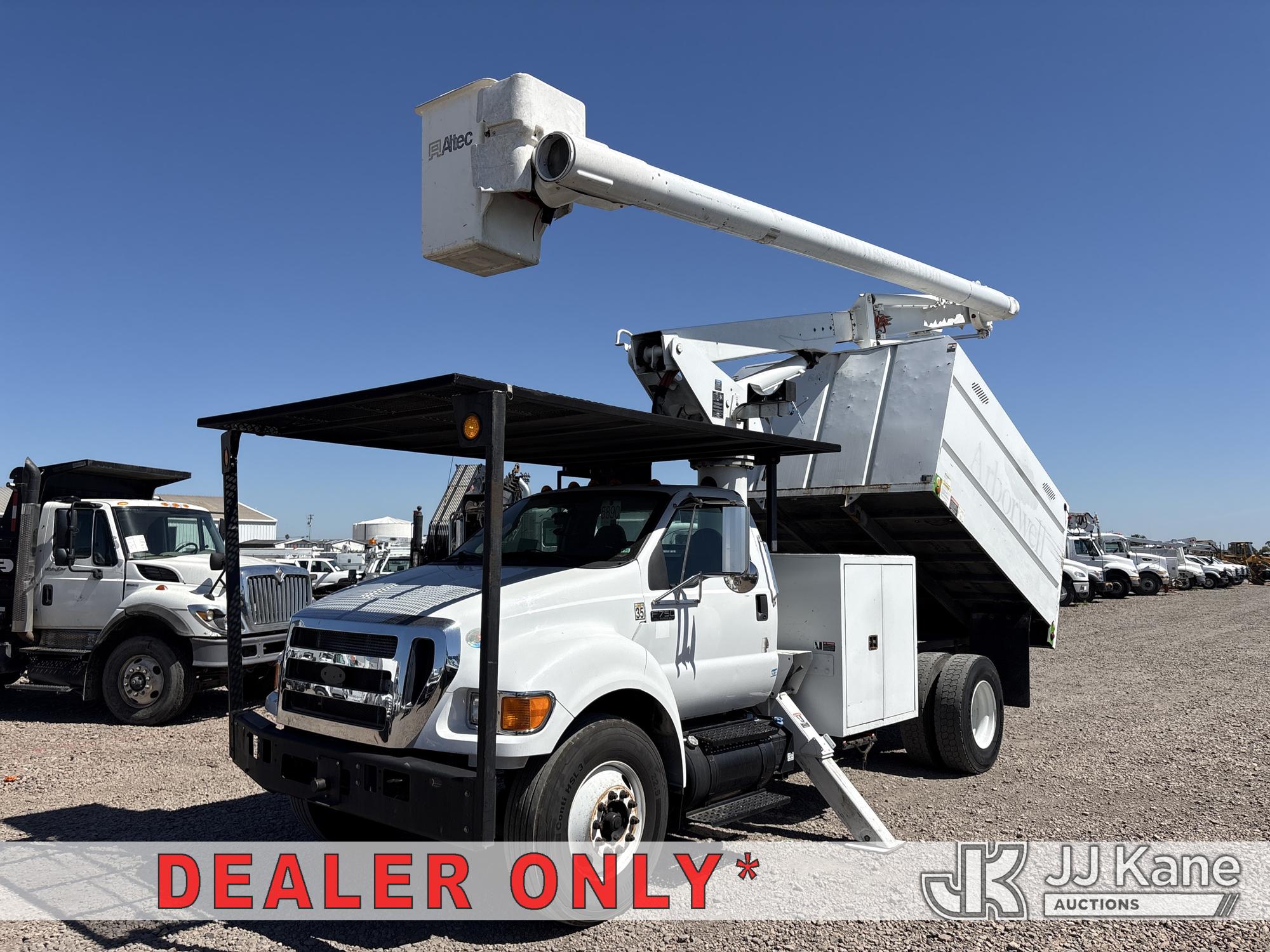 Photo of a 2013 Ford F-750