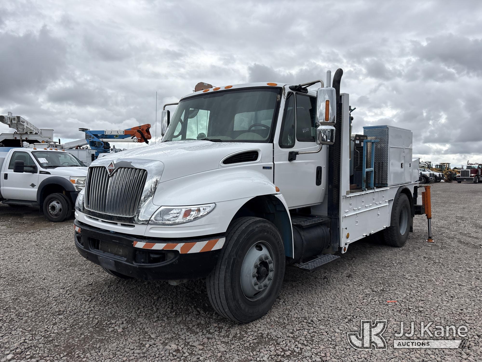 Photo of a 2011 International 4300