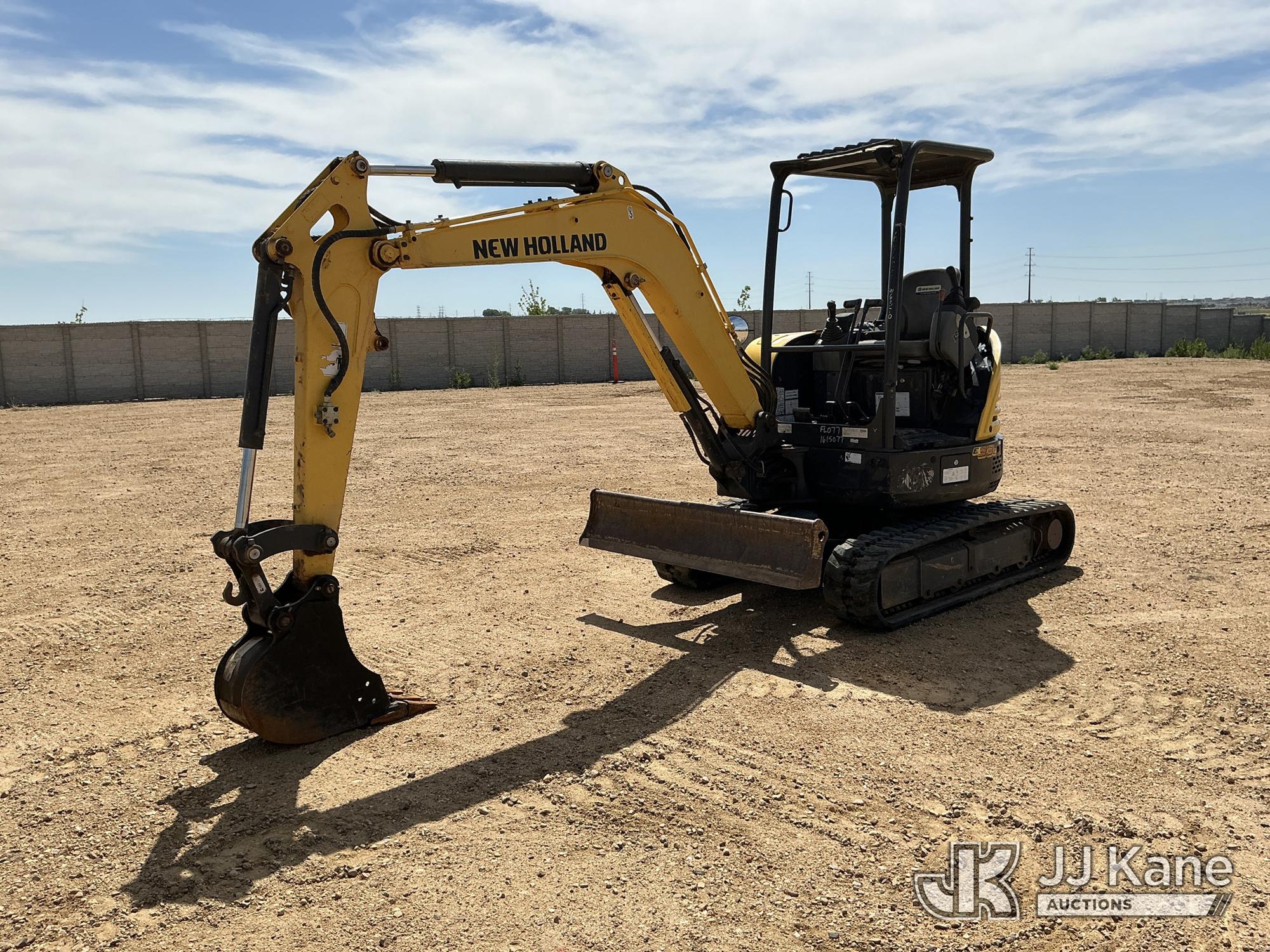 Photo of a 2017 New Holland E33C