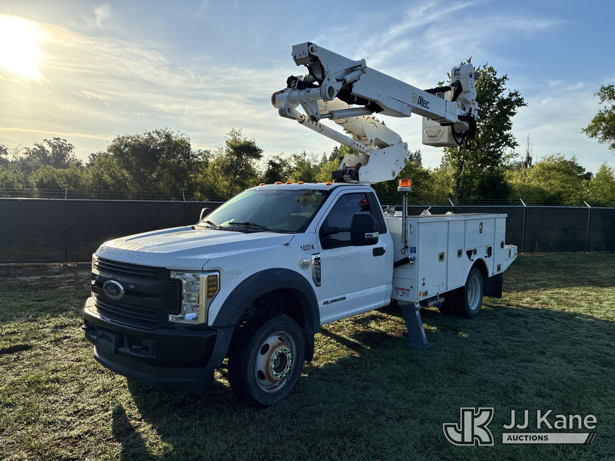 Photo of a 2019 Ford F-550