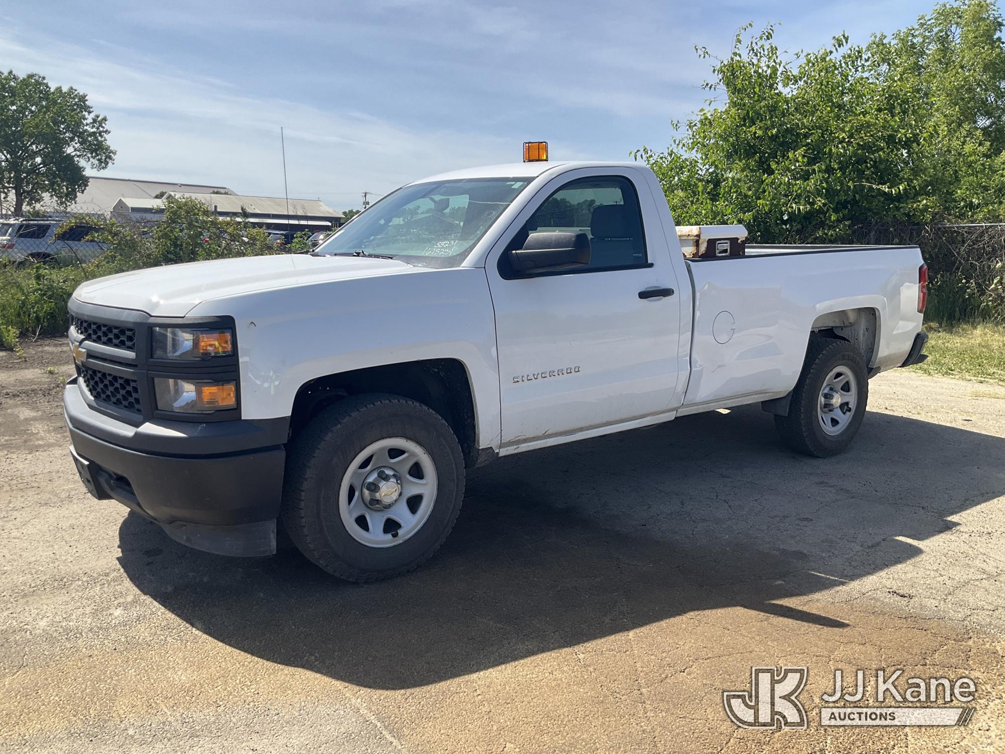 Photo of a 2014 Chevrolet Silverado 1500 4x4