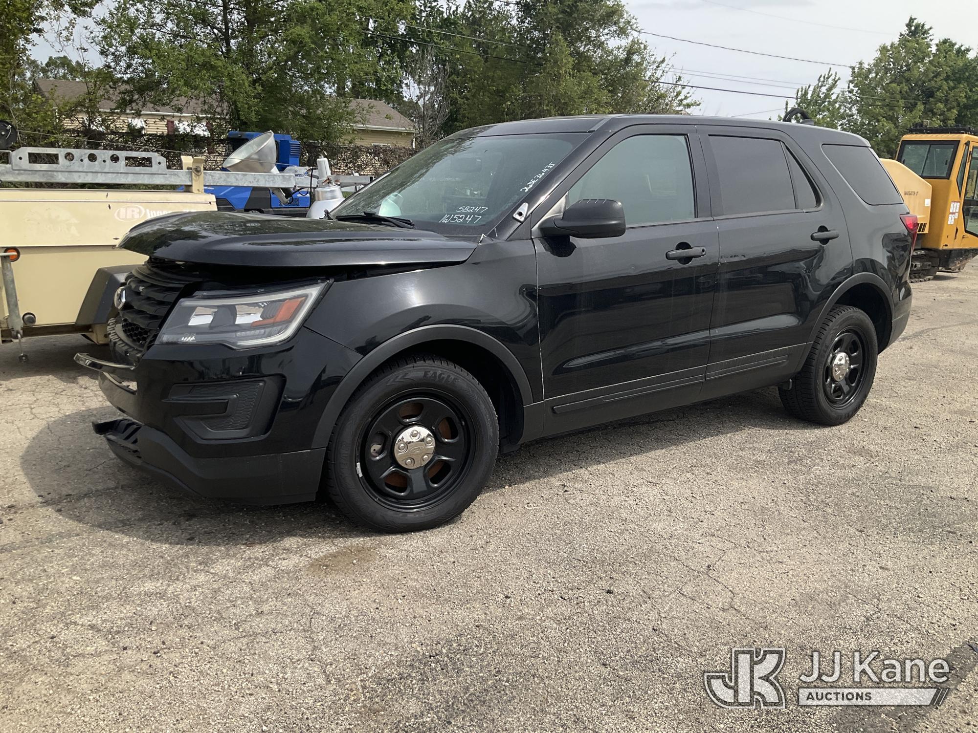 2017 Ford Explorer 4x4 Police 4-Door Sport Utility Vehicle