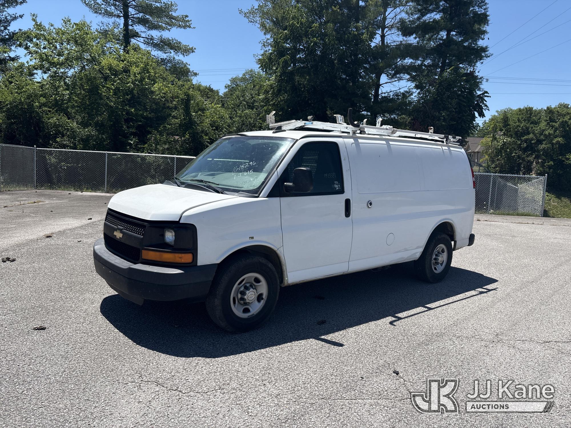 Photo of a 2016 Chevrolet Express G2500
