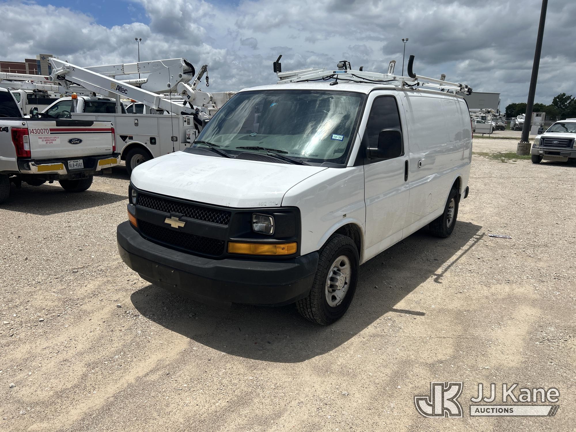 Photo of a 2015 Chevrolet Express G2500