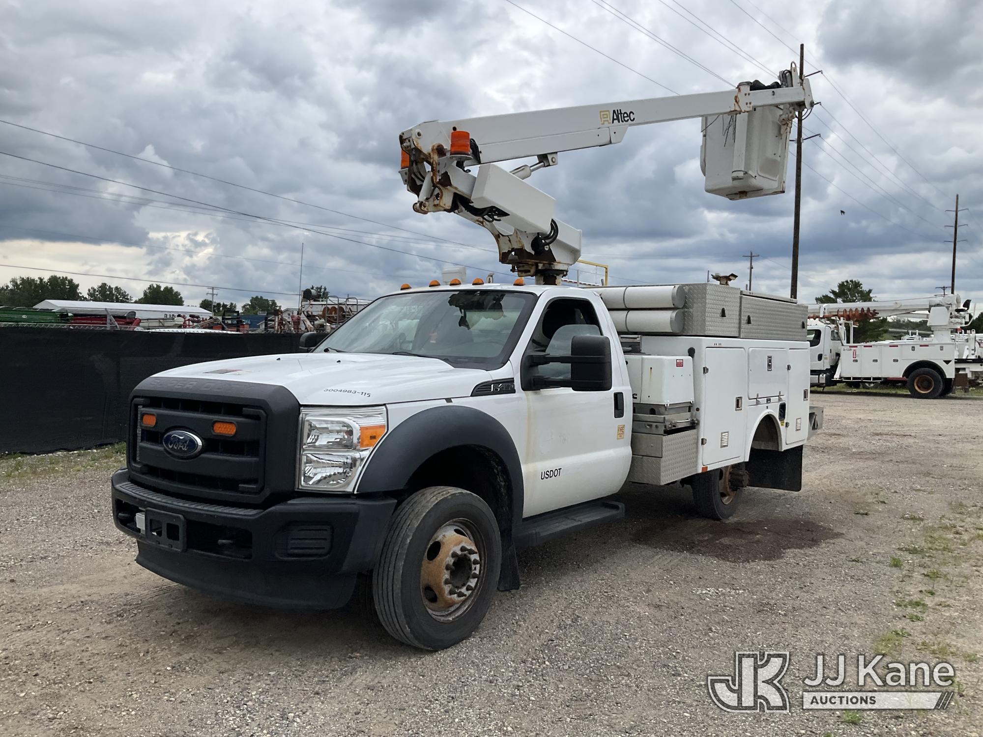 Photo of a 2015 Ford F-450 SD