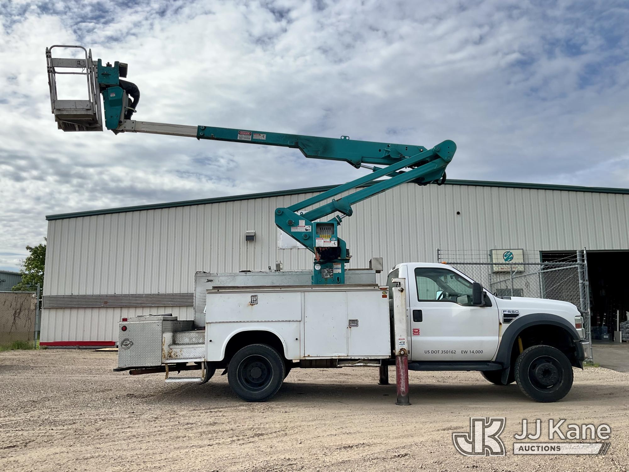 Photo of a 2008 Ford F-550