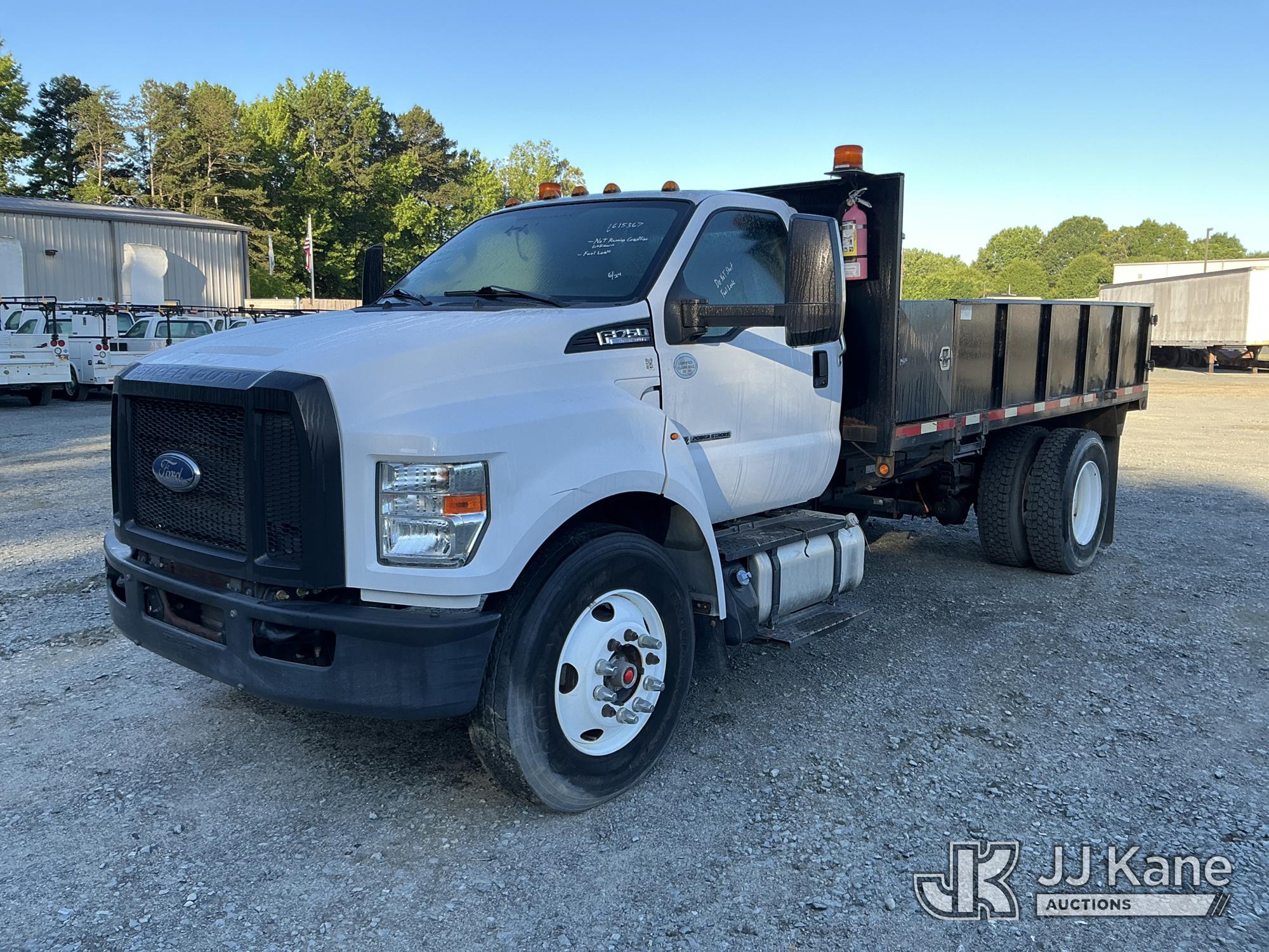 Photo of a 2018 Ford F-750
