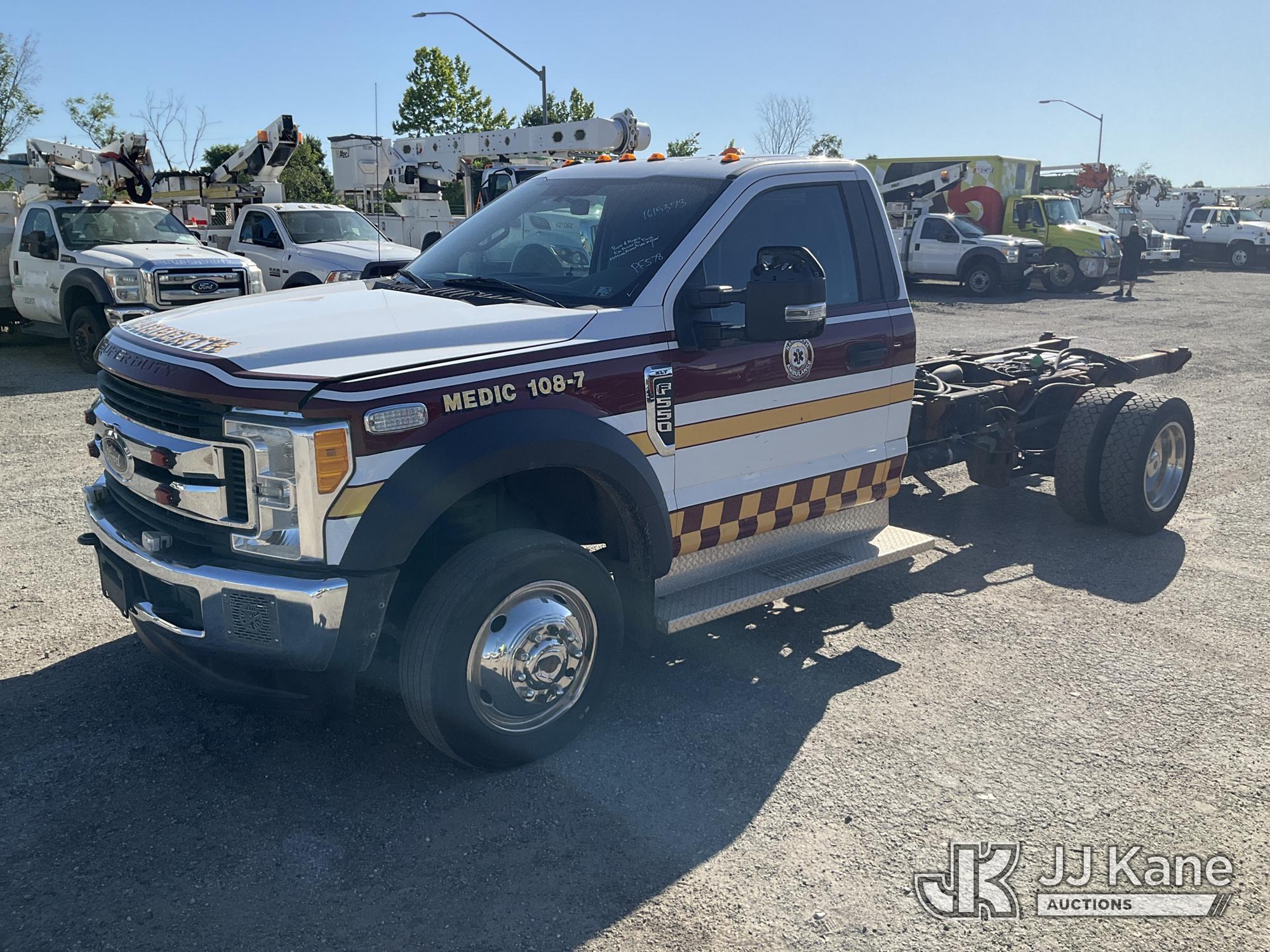 Photo of a 2017 Ford F550 4x4