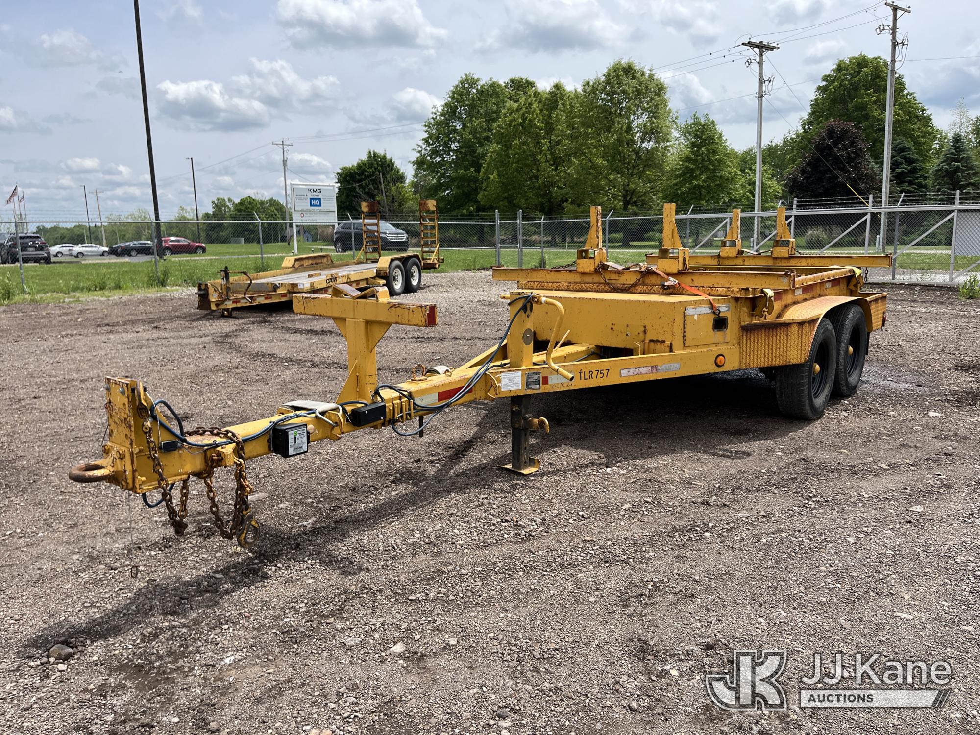 Photo of a 2002 Butler BP-600-S