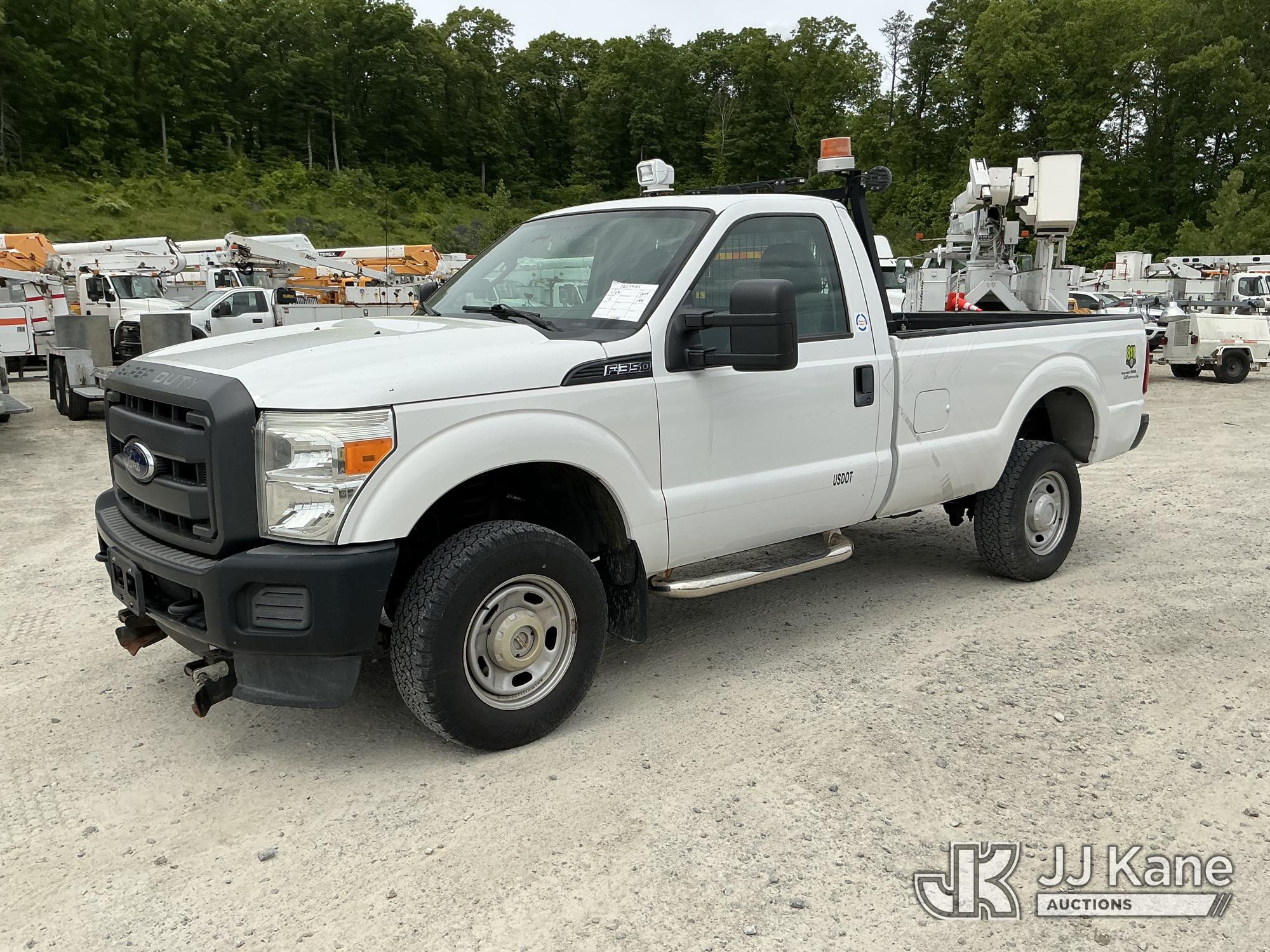 Photo of a 2015 Ford F-350 SD