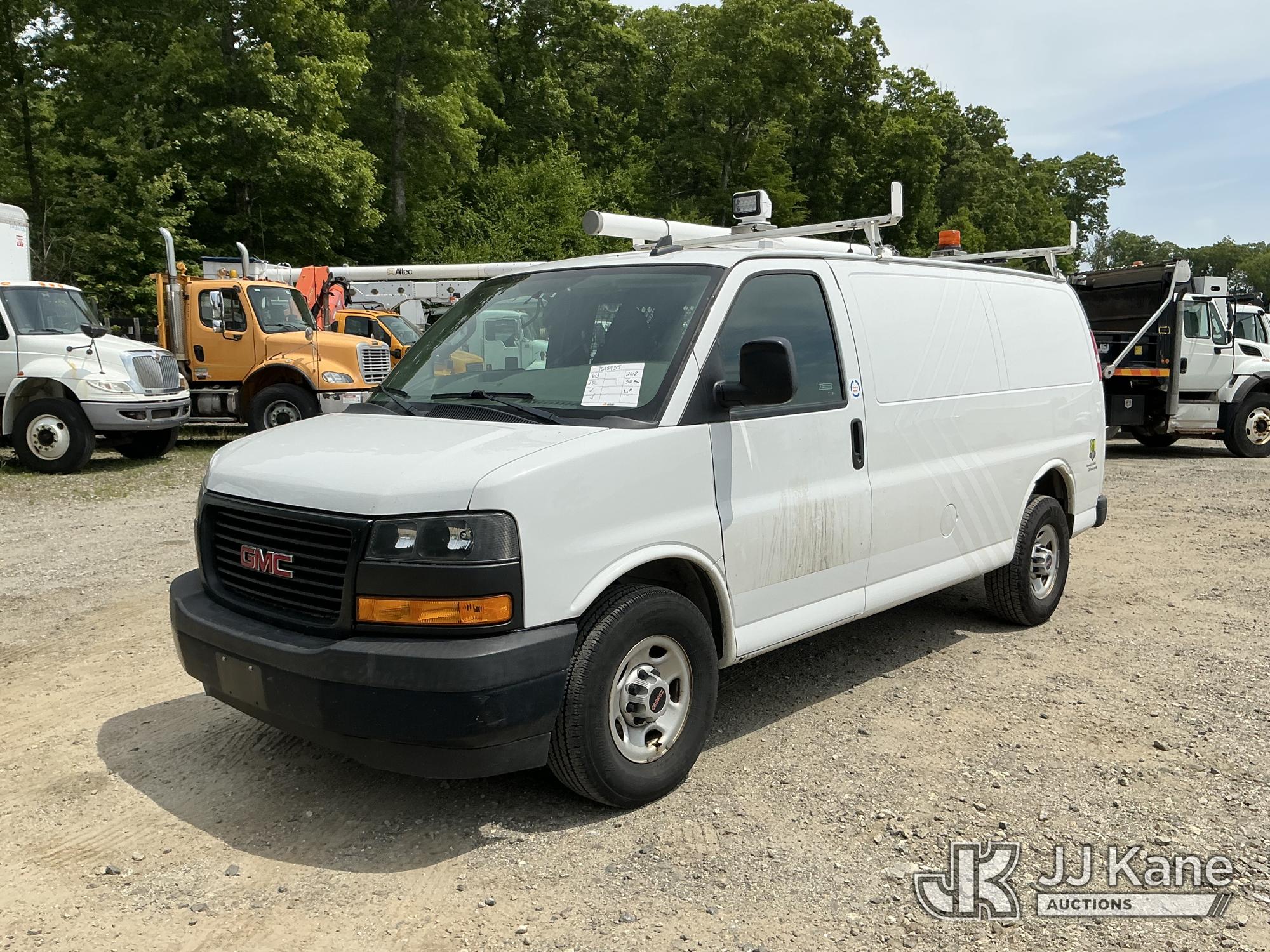 Photo of a 2018 GMC Savana G2500