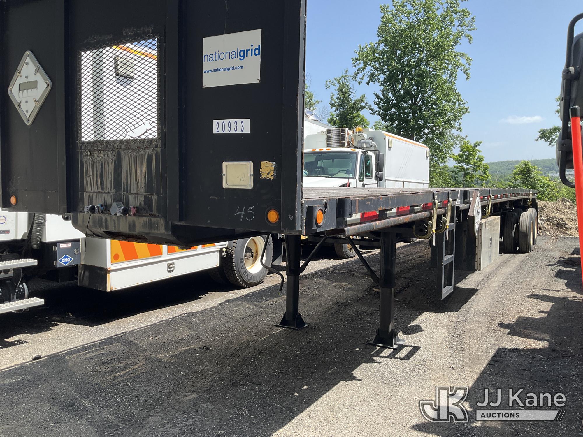Photo of a 2013 Specialized Truck Equipment XL 80FDE