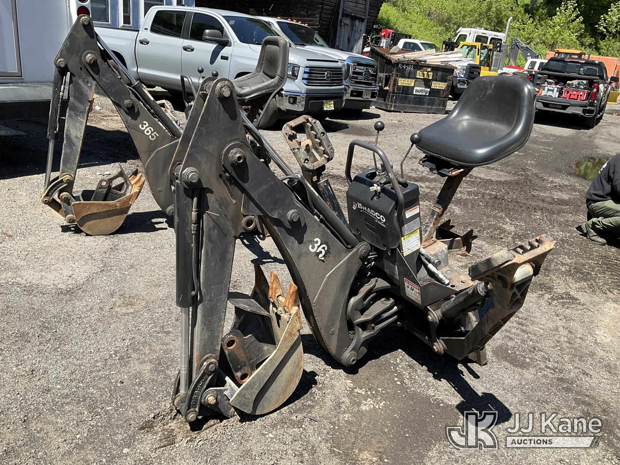 2018 Paladin 265 Backhoe Skid Steer Attachment. (Part in Bucket not included) NOTE: This unit is being sold AS IS/WHERE IS via Timed Auction and is located in Branchville