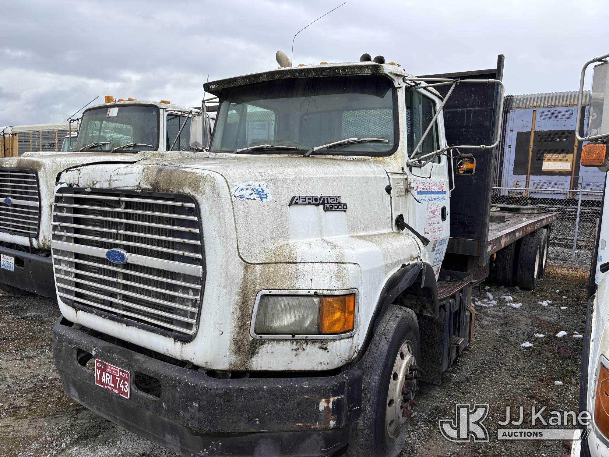Photo of a 1992 Ford LTA9000