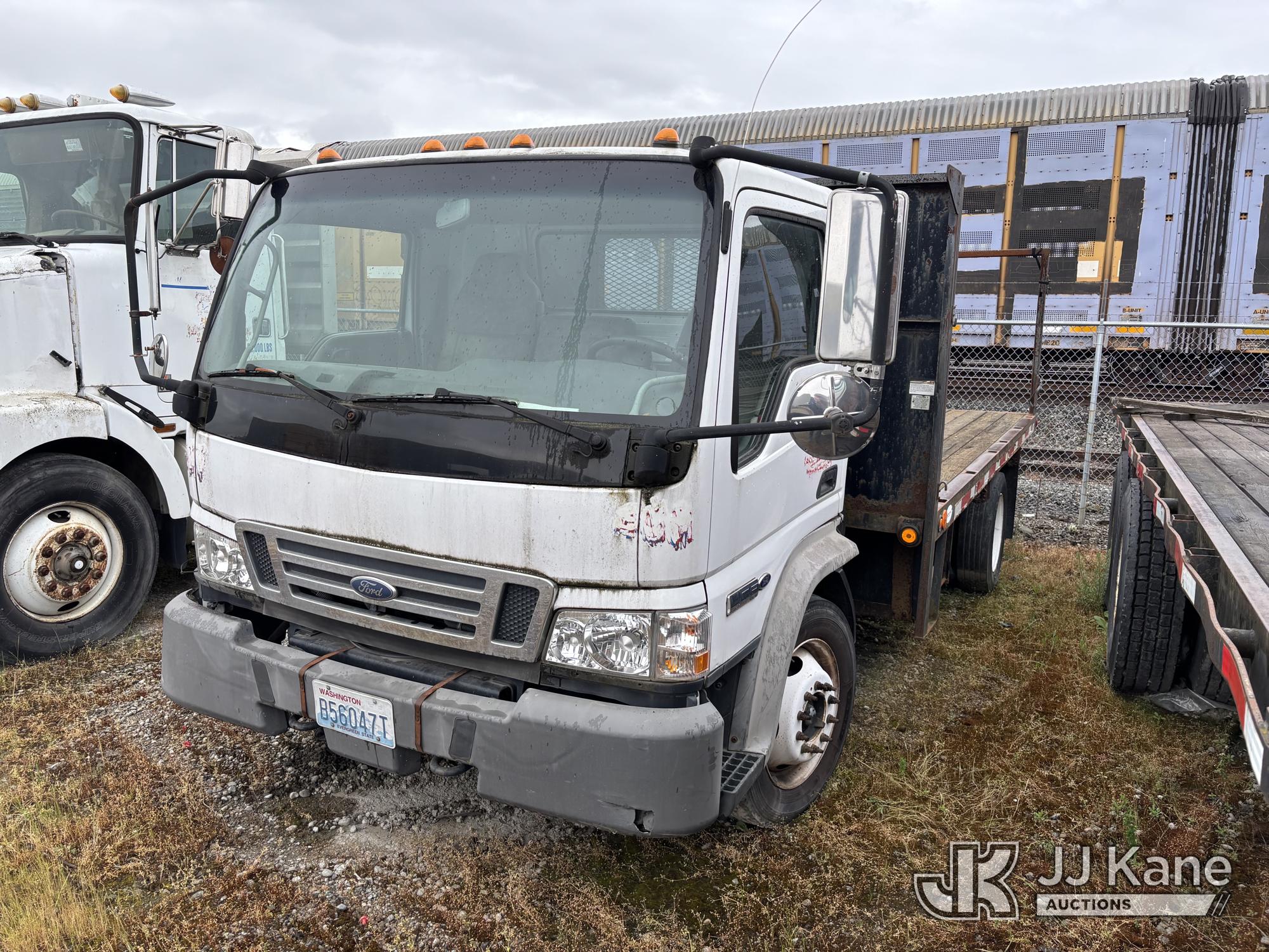 Photo of a 2006 Ford LCF 450
