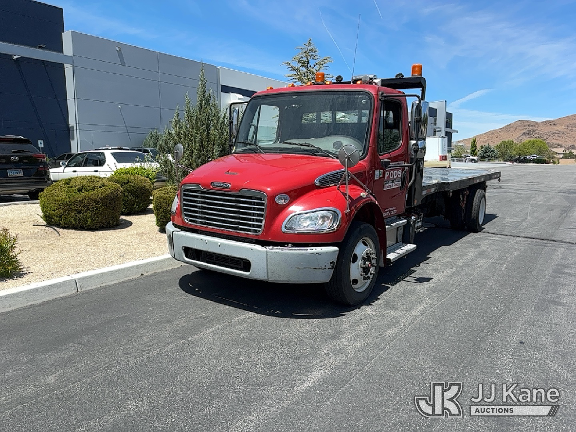 Photo of a 2016 Freightliner M2 106