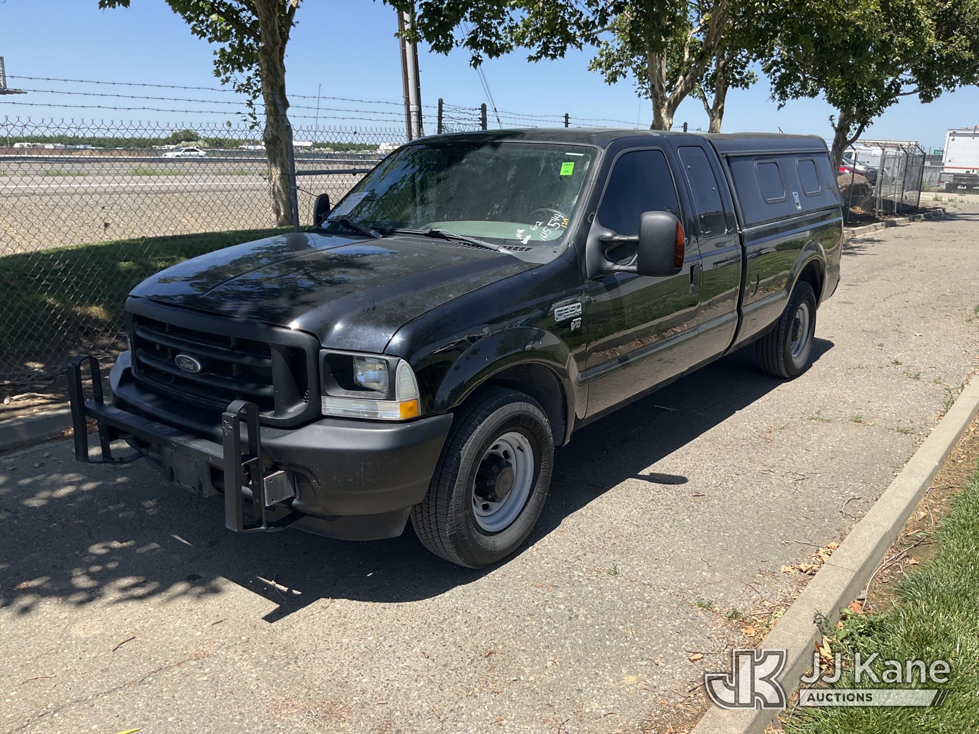 Photo of a 2004 Ford F-350 SD