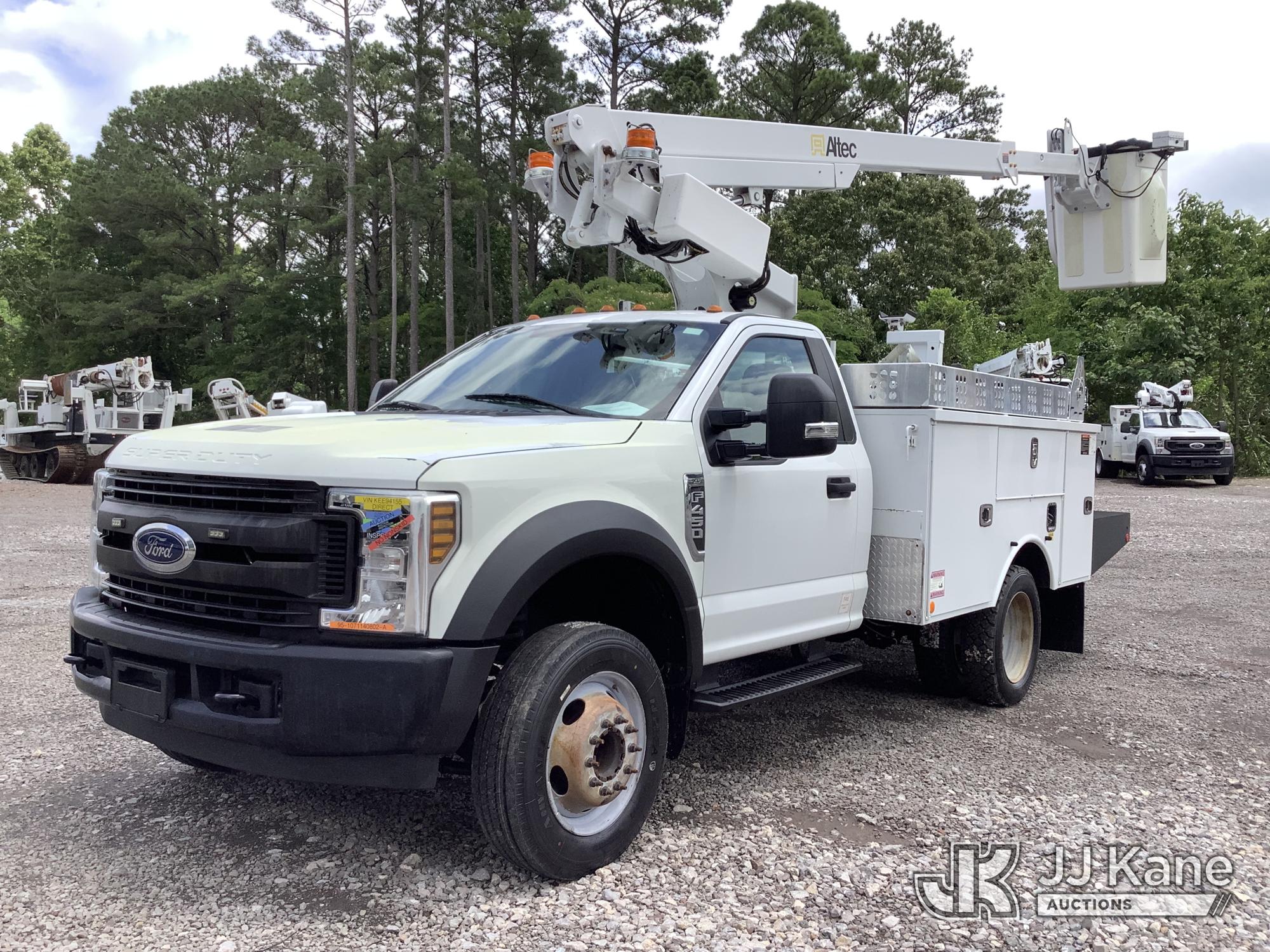 Photo of a 2019 Ford F-450 SD