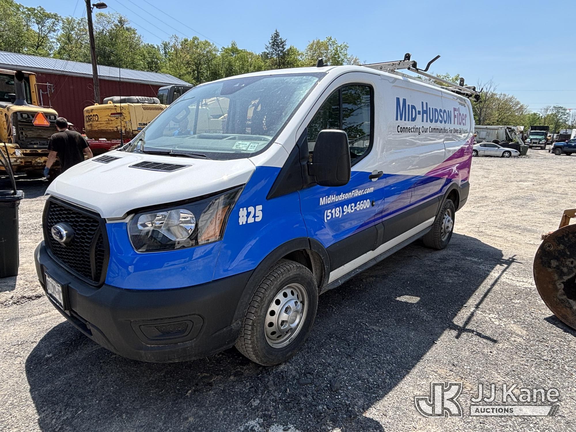 Photo of a 2022 Ford Transit-250