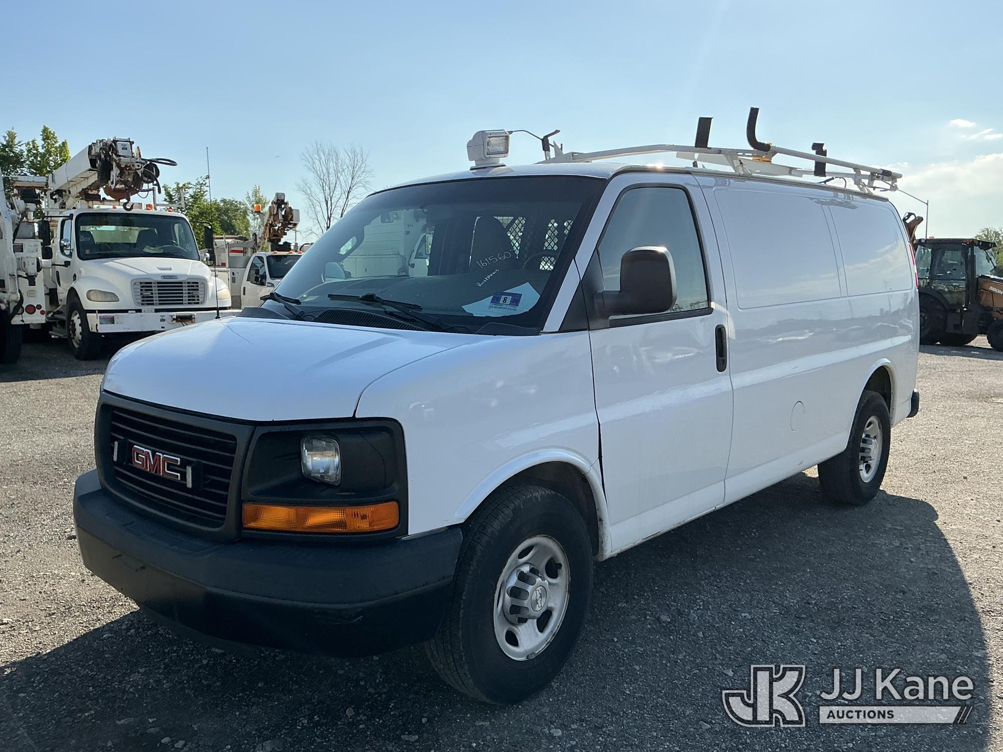 Photo of a 2016 Chevrolet Express