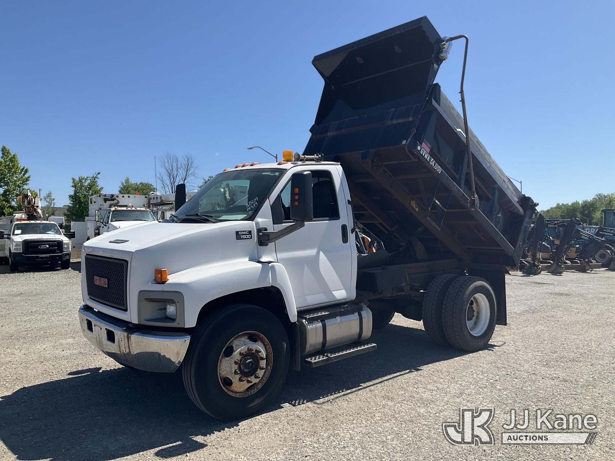 Photo of a 2006 GMC C7500