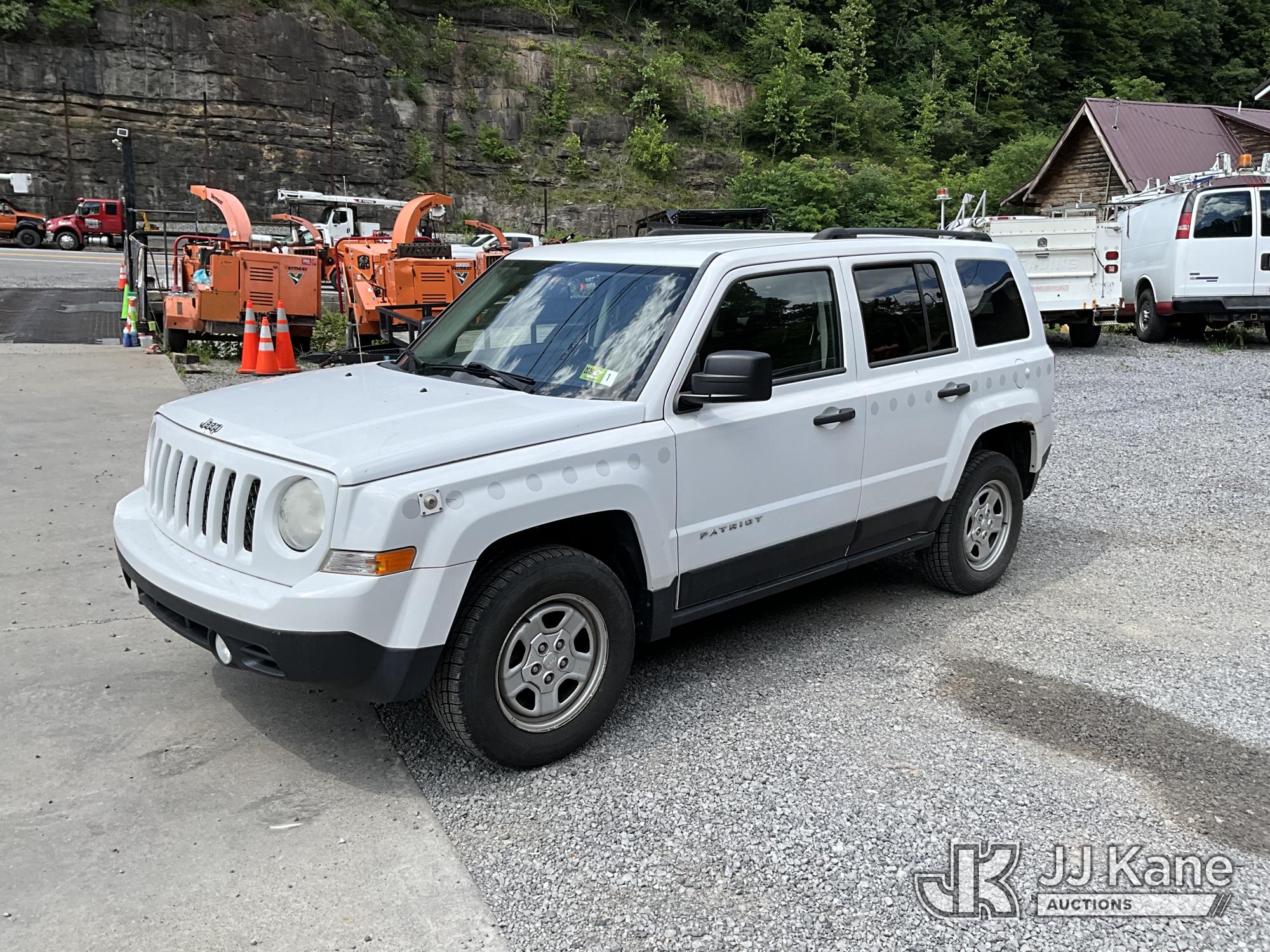 2013 Jeep Patriot Sport 4-Door Sport Utility Vehicle
