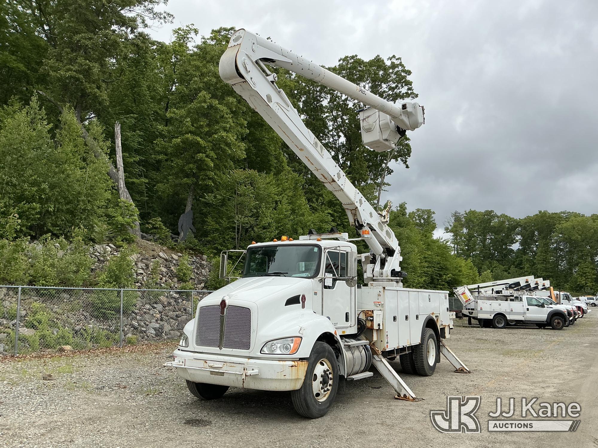 Photo of a 2018 Kenworth T300