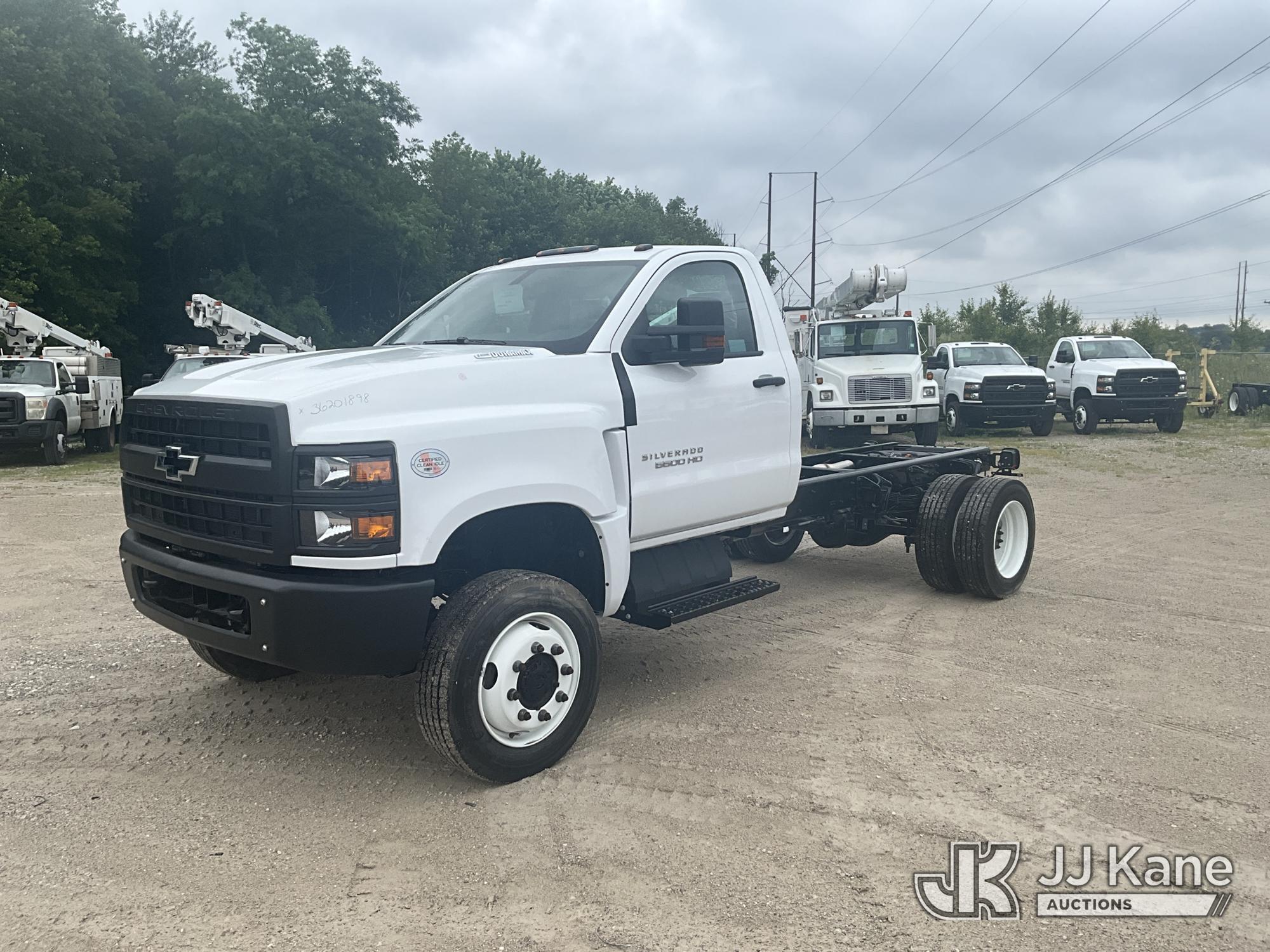 Photo of a 2024 Chevrolet Silverado 5500HD 4x4