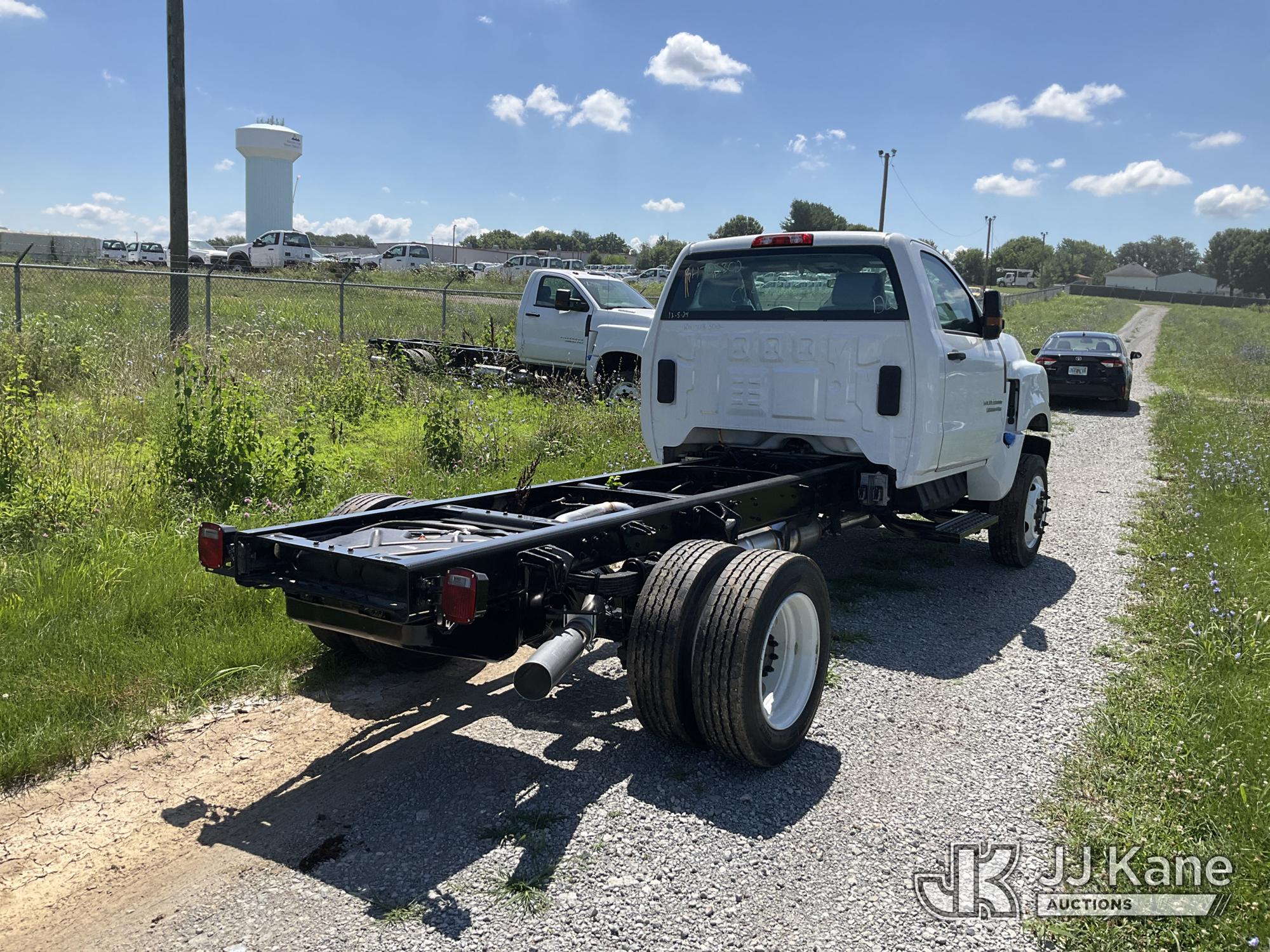 2024 Chevrolet SILVERADO MEDIUM DUTY