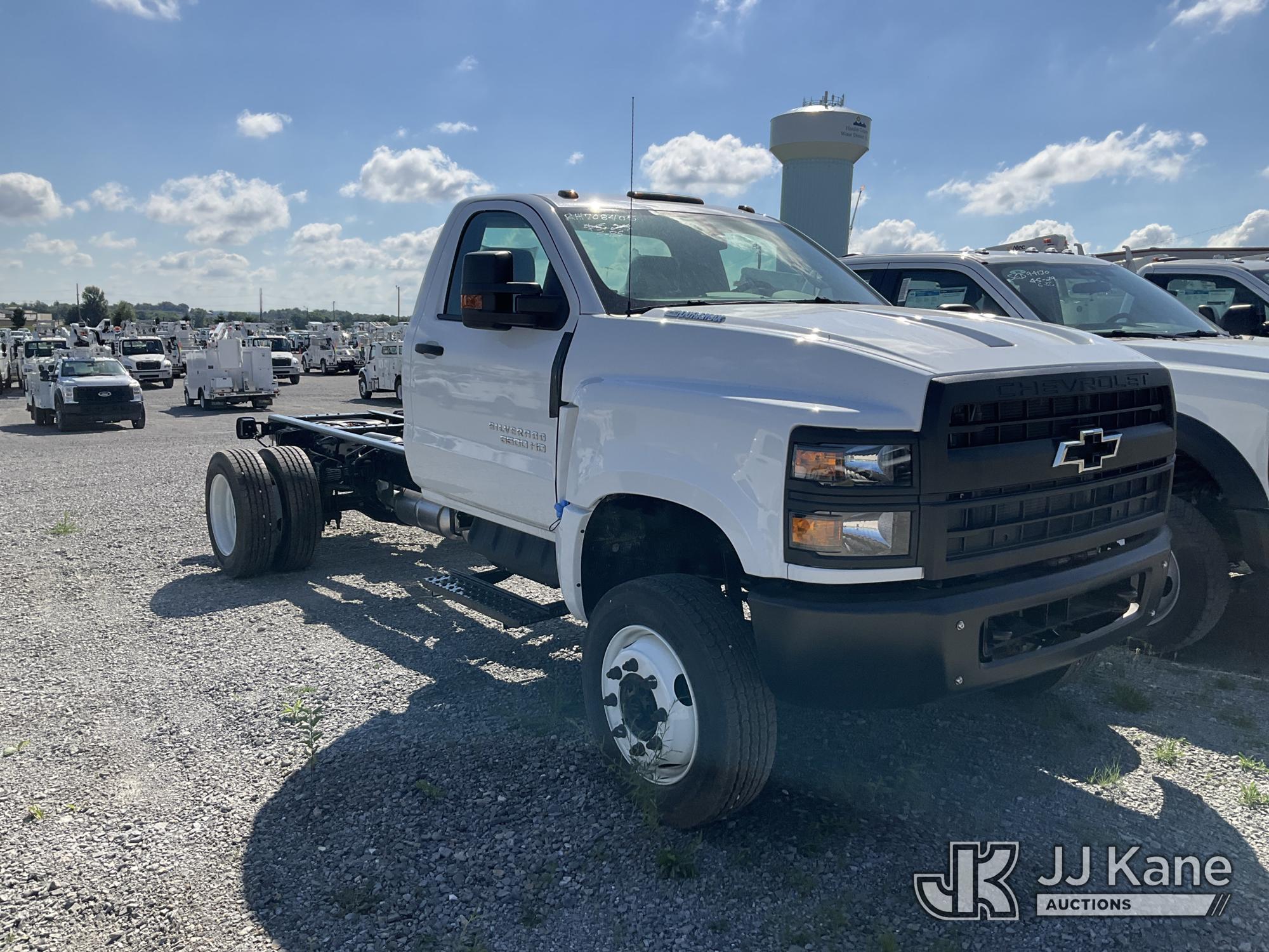 2024 Chevrolet SILVERADO MEDIUM DUTY