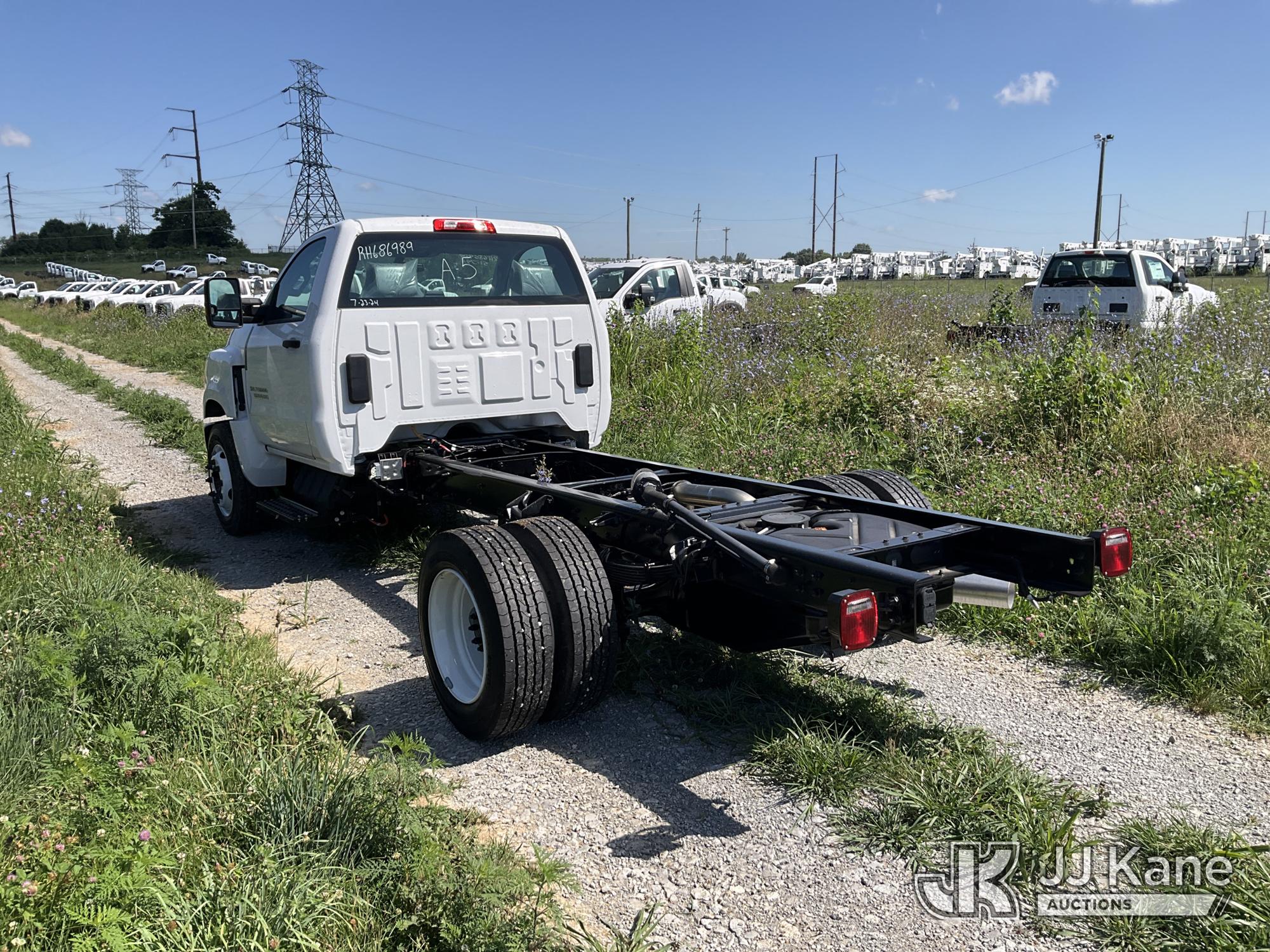 2024 Chevrolet Silverado Medium Duty