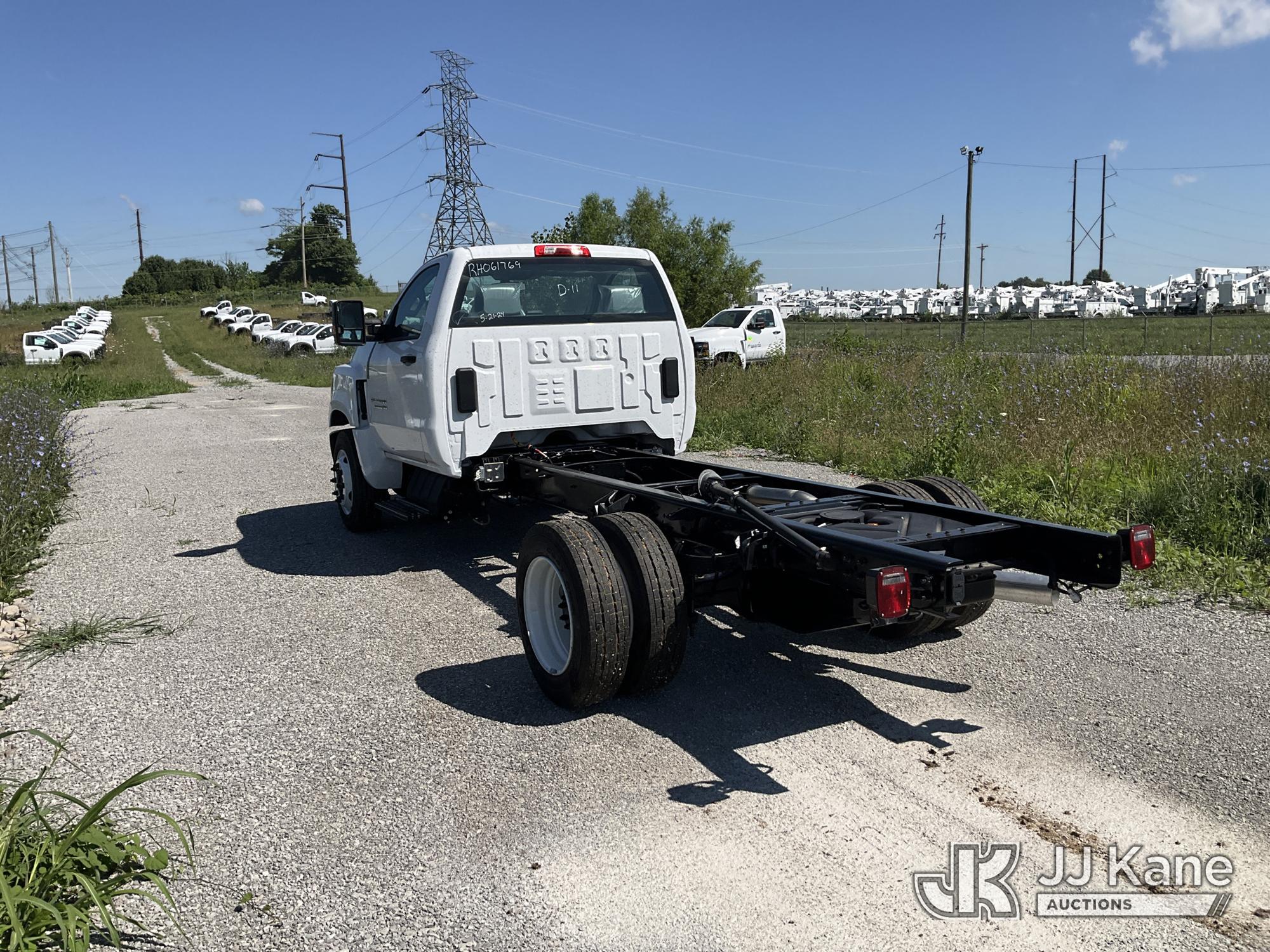 2024 Chevrolet Silverado Medium Duty