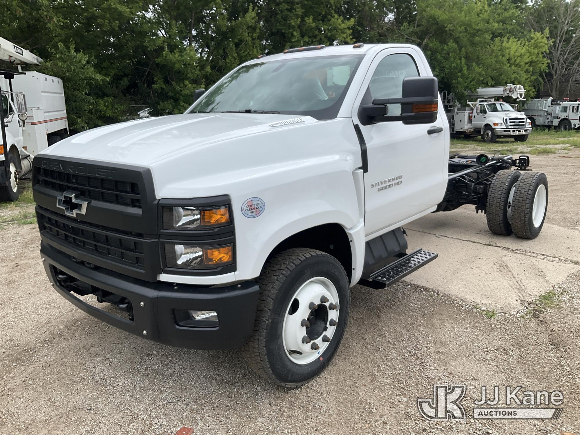 Photo of a 2024 Chevrolet Silverado 6500 HD