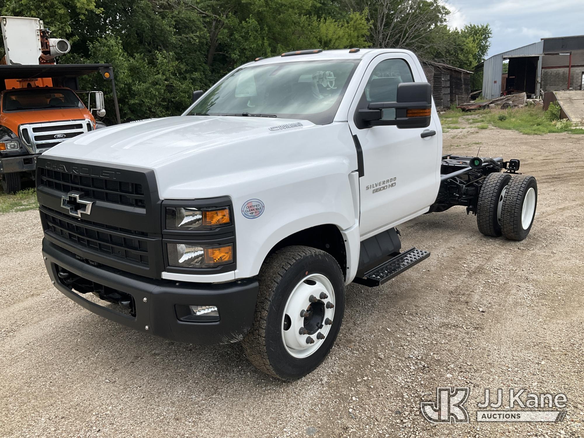 Photo of a 2024 Chevrolet Silverado 6500 HD