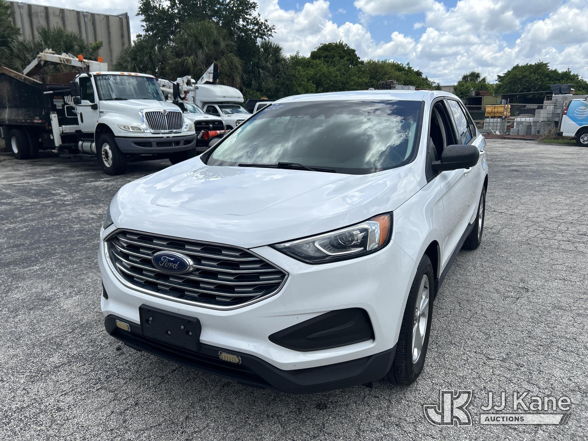 Photo of a 2019 Ford Edge