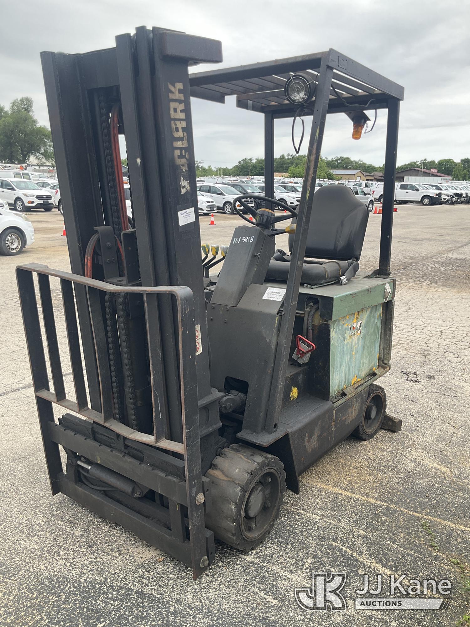 Photo of a 1989 Clark ECS20
