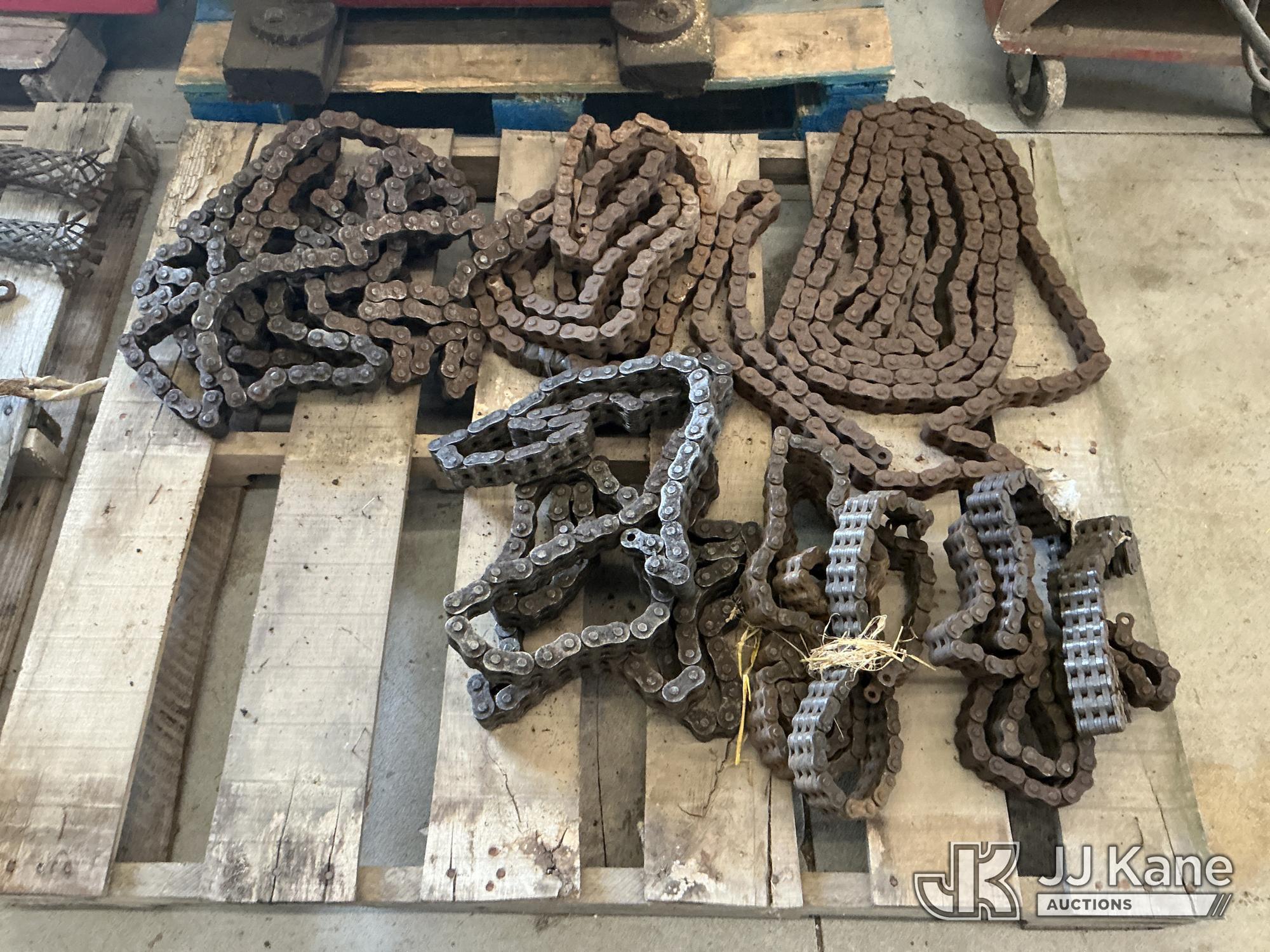 Vermeer Chains For Direction Drill NOTE: This unit is being sold AS IS/WHERE IS via Timed Auction and is located in South Beloit