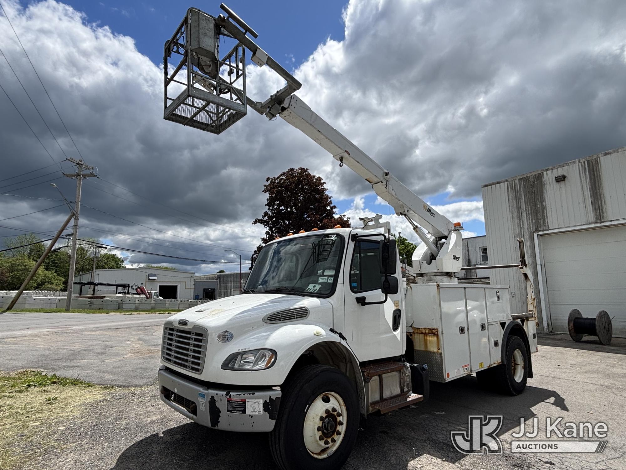 Photo of a 2018 Freightliner M2 106