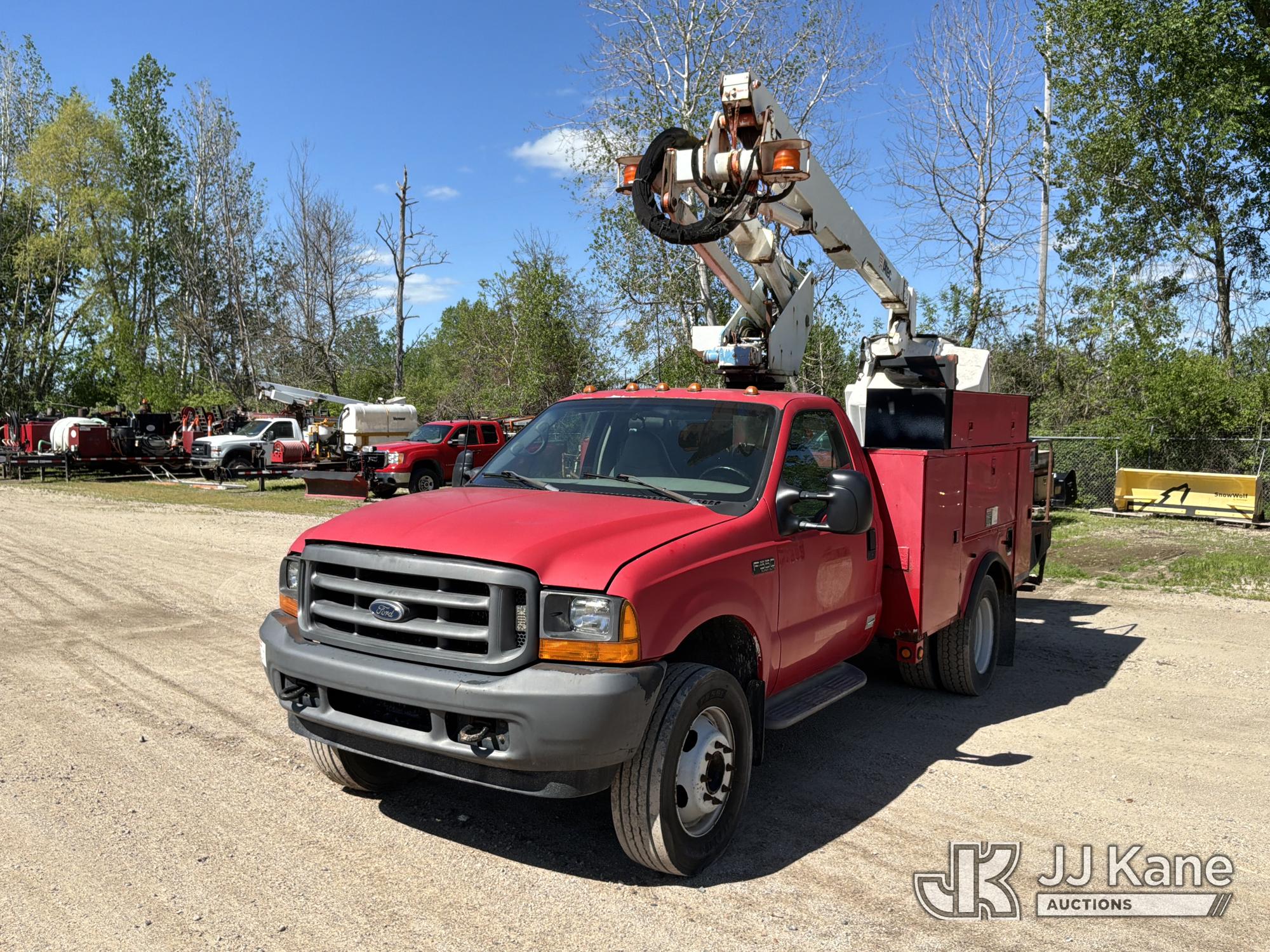 Photo of a 2001 Ford F-550