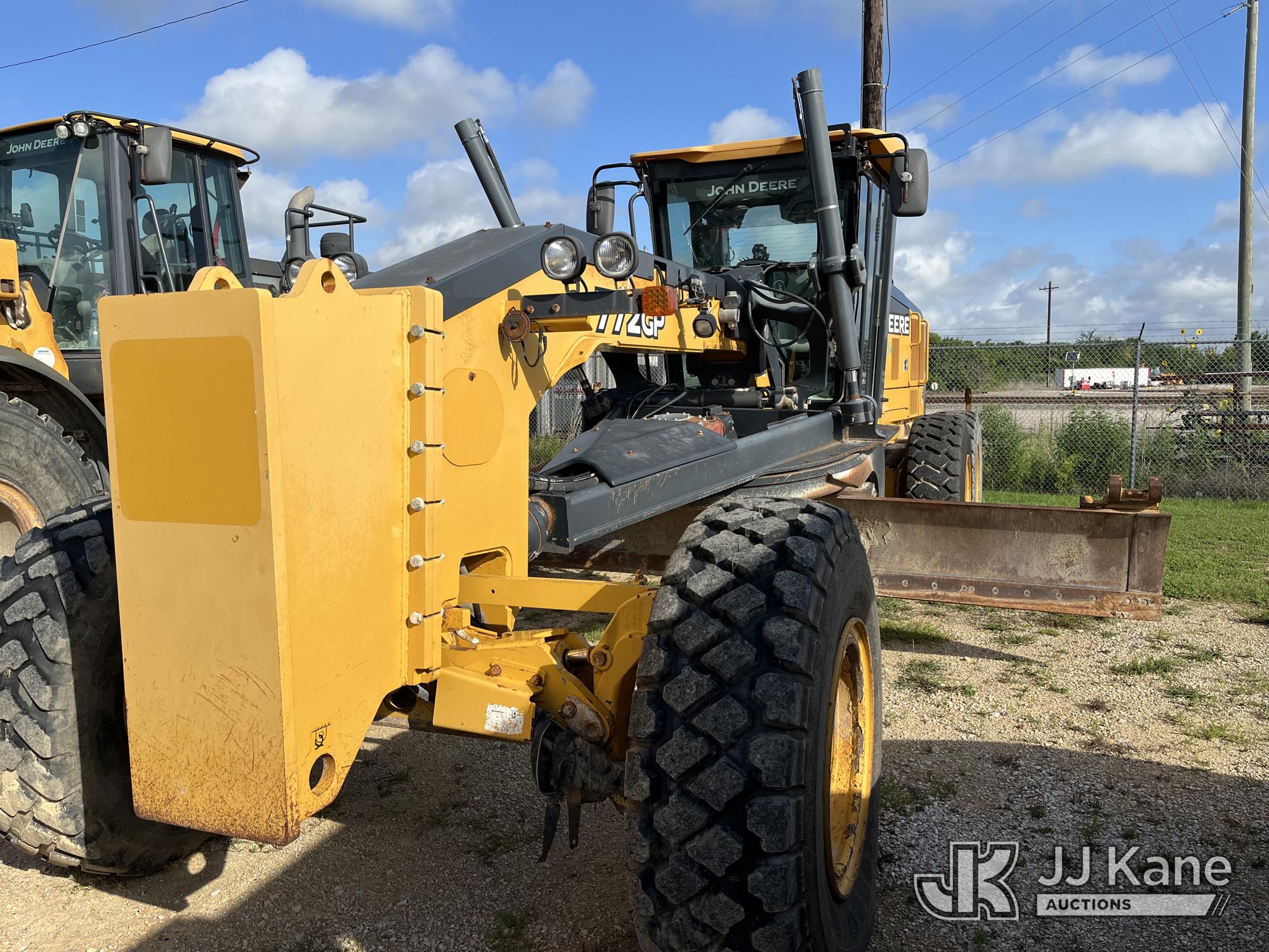 2019 John Deere 772GP 6WD Motor Grader
