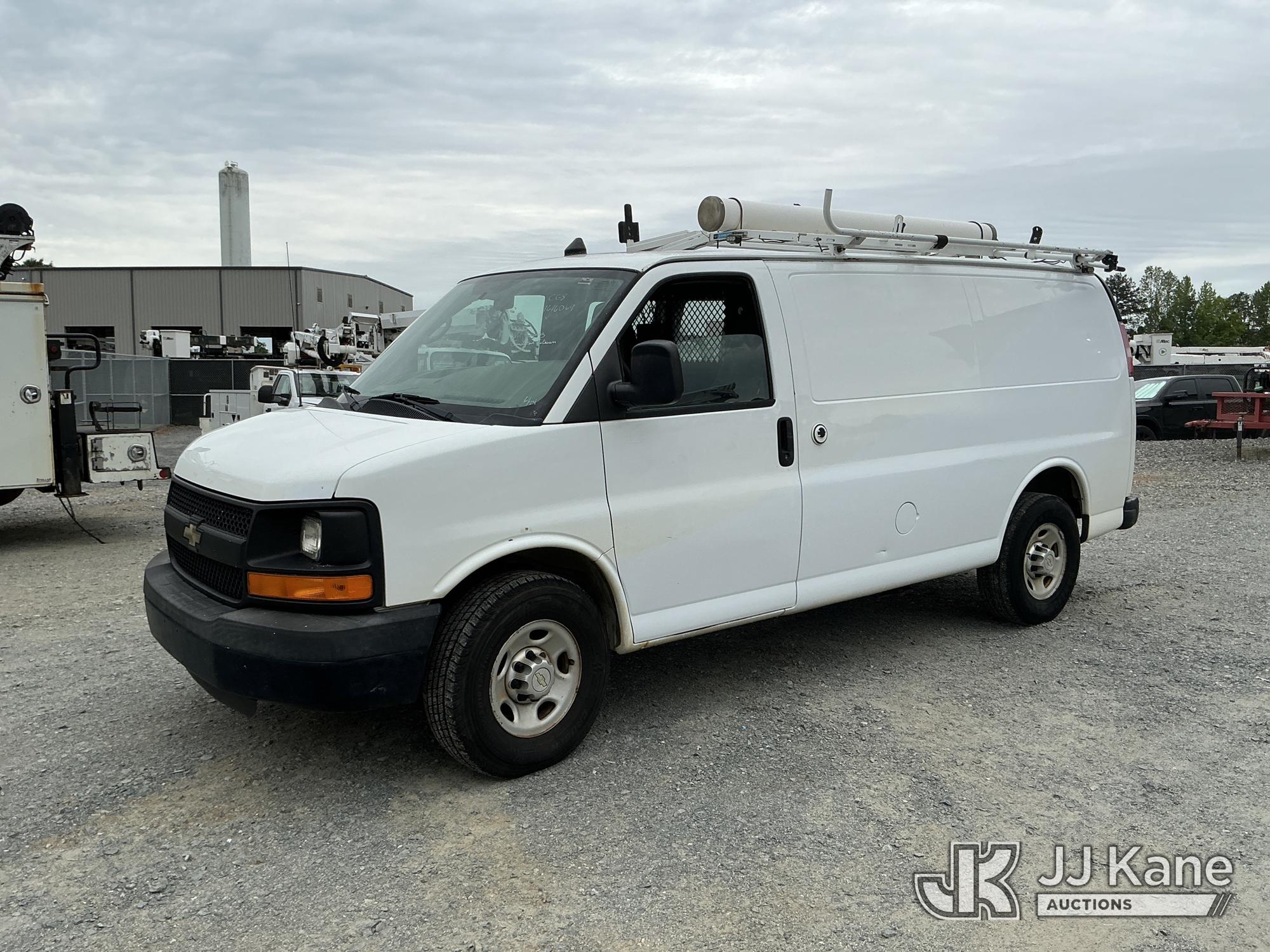 Photo of a 2013 Chevrolet Express G2500